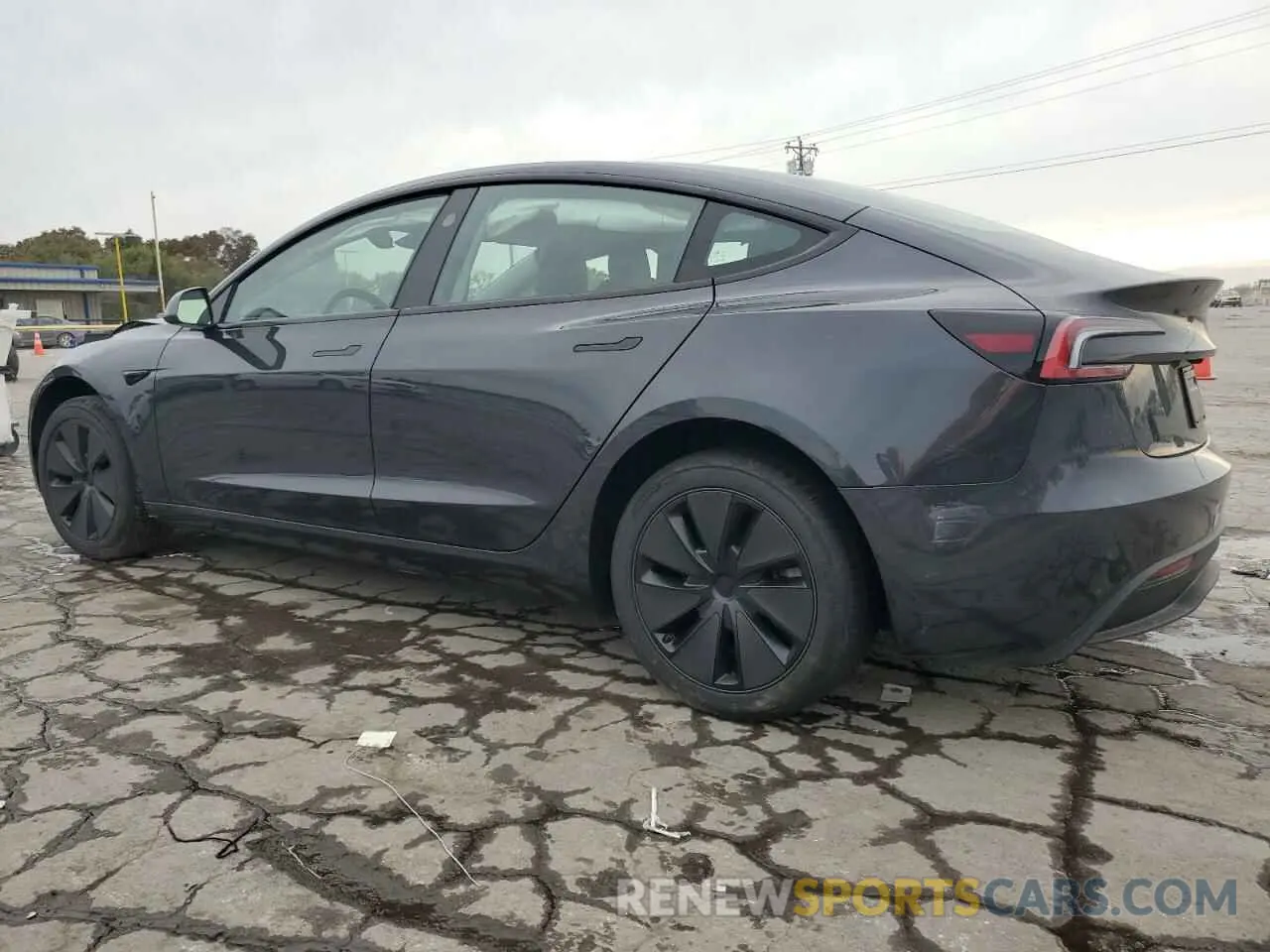 2 Photograph of a damaged car 5YJ3E1EA3RF784811 TESLA MODEL 3 2024