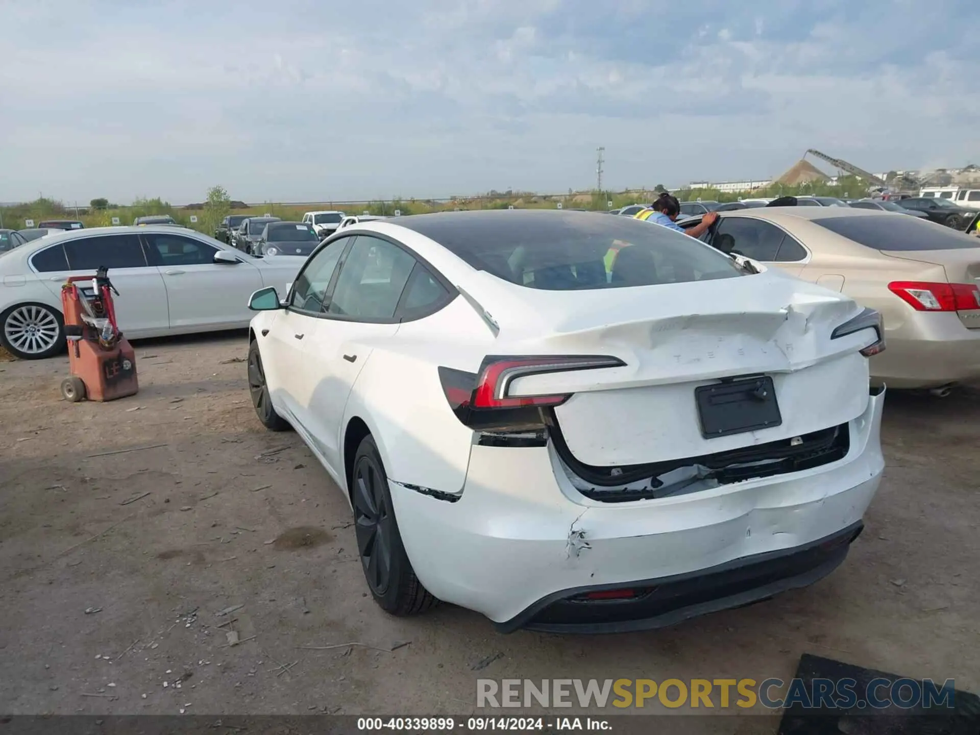 3 Photograph of a damaged car 5YJ3E1EA3RF823509 TESLA MODEL 3 2024