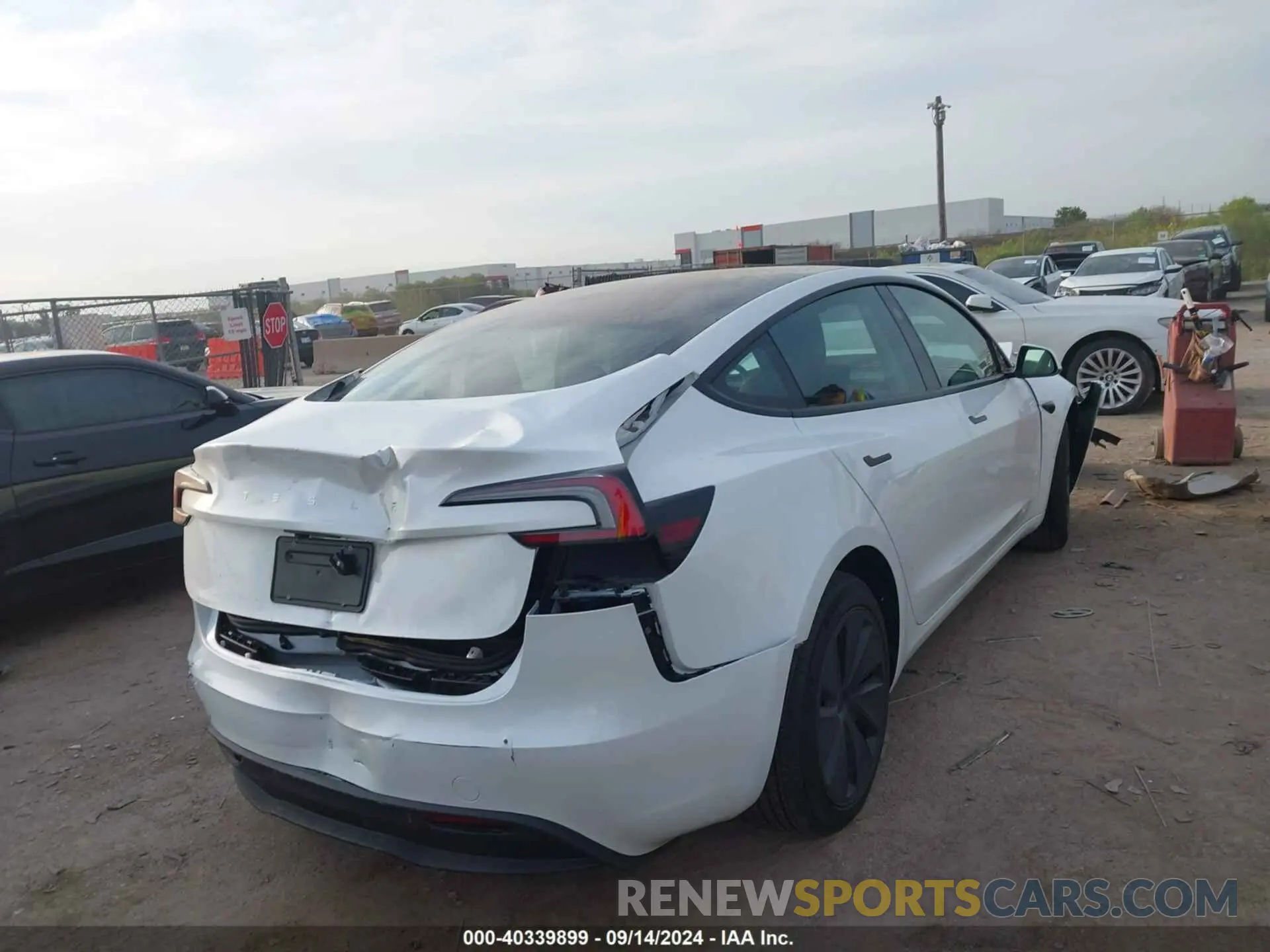 4 Photograph of a damaged car 5YJ3E1EA3RF823509 TESLA MODEL 3 2024