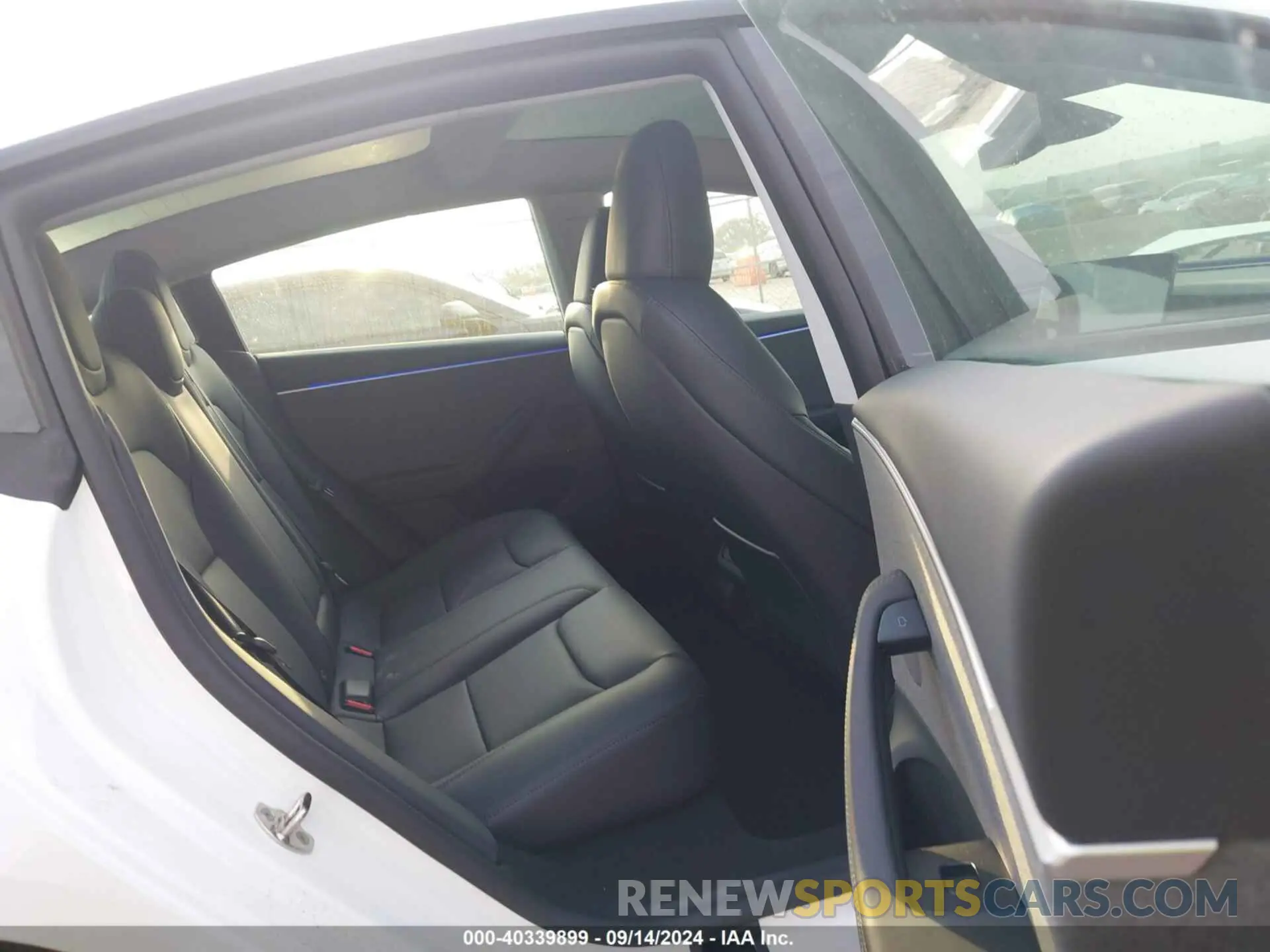8 Photograph of a damaged car 5YJ3E1EA3RF823509 TESLA MODEL 3 2024