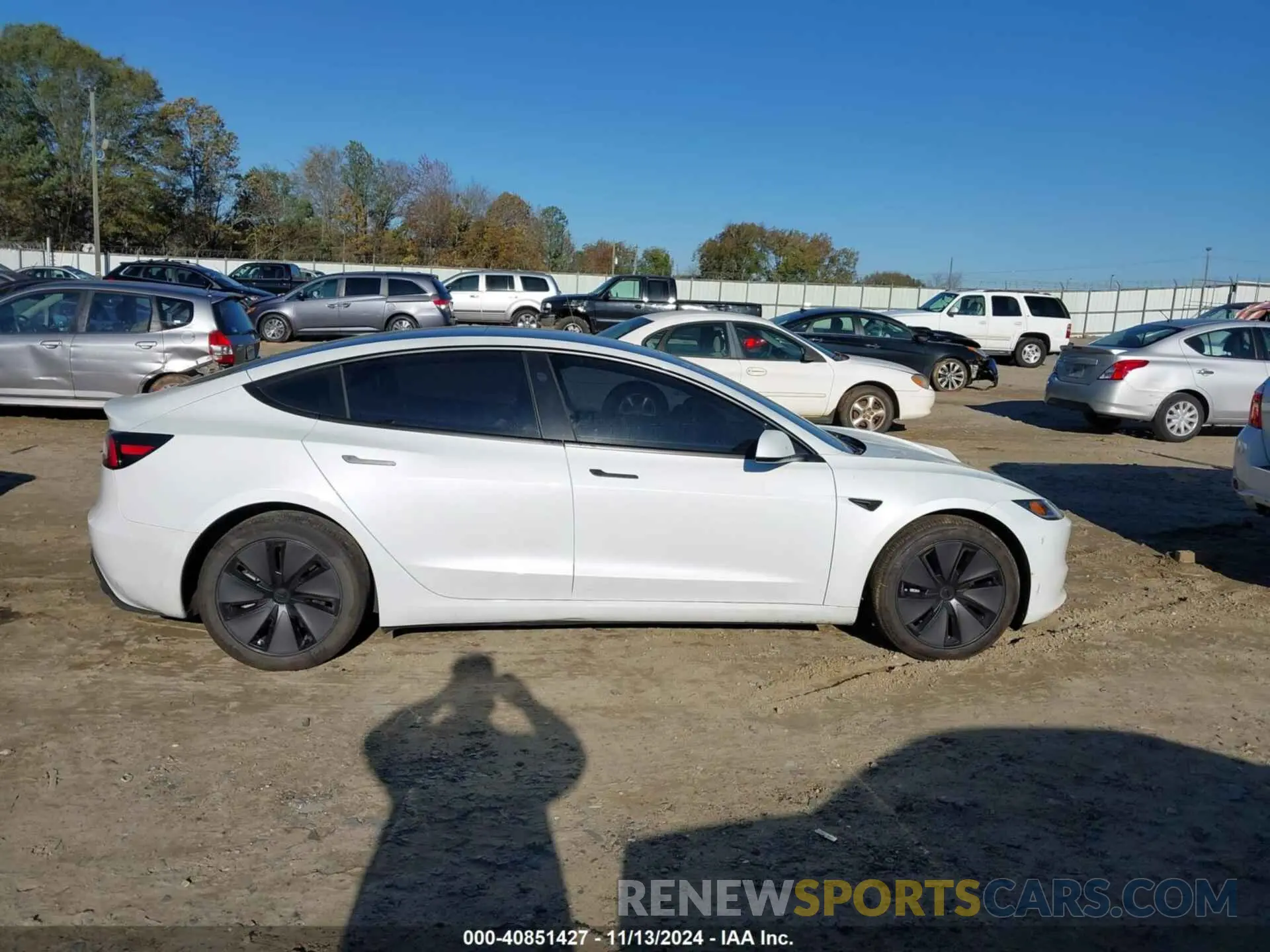 13 Photograph of a damaged car 5YJ3E1EA4RF732586 TESLA MODEL 3 2024