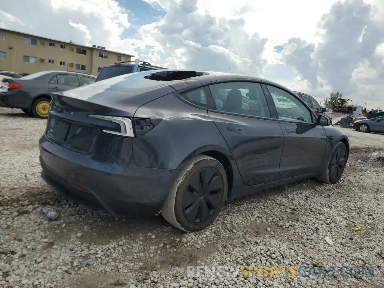 3 Photograph of a damaged car 5YJ3E1EA4RF734404 TESLA MODEL 3 2024