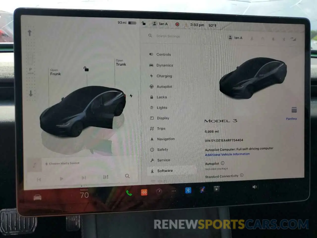 9 Photograph of a damaged car 5YJ3E1EA4RF734404 TESLA MODEL 3 2024