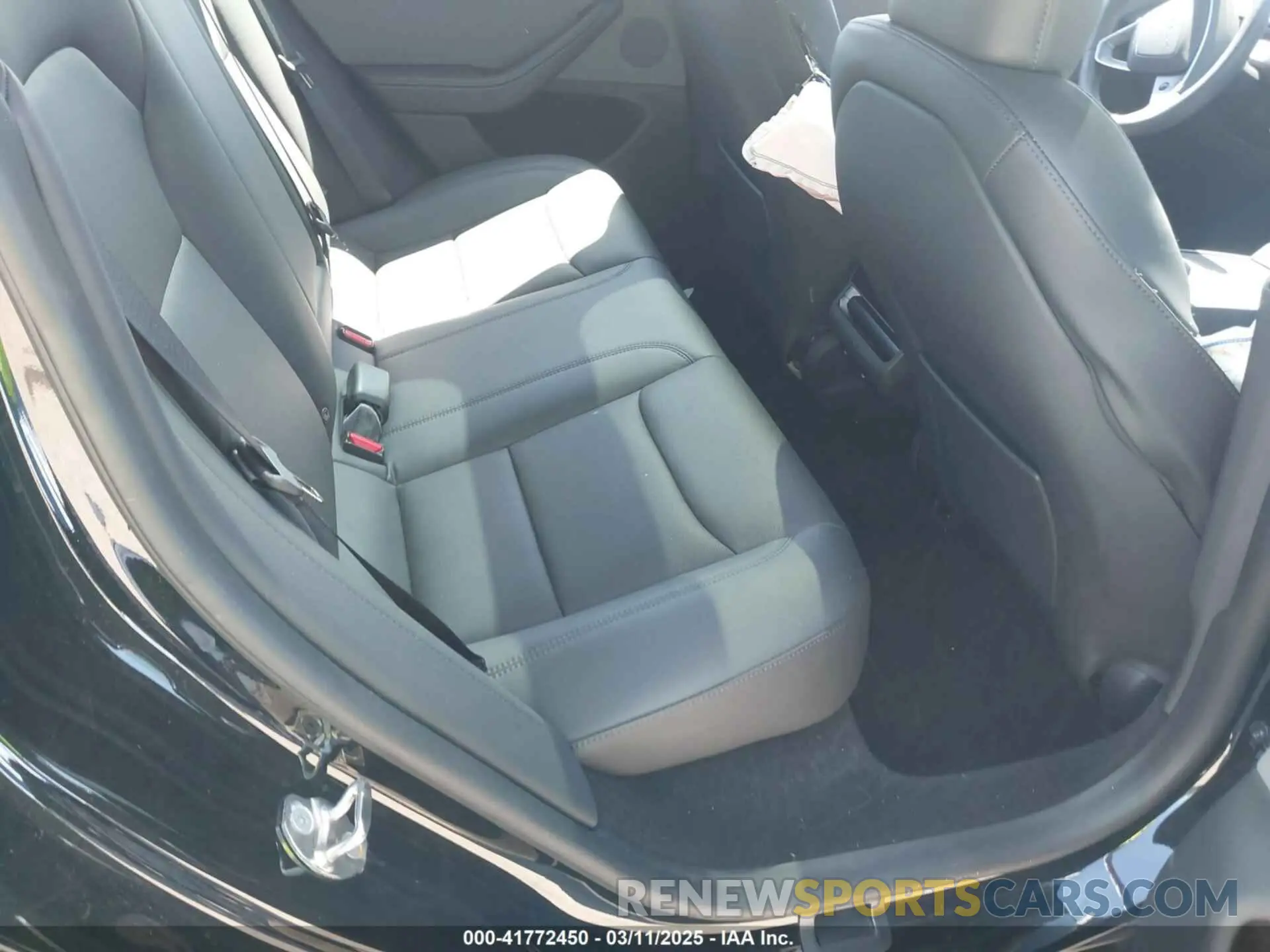 8 Photograph of a damaged car 5YJ3E1EA4RF745385 TESLA MODEL 3 2024