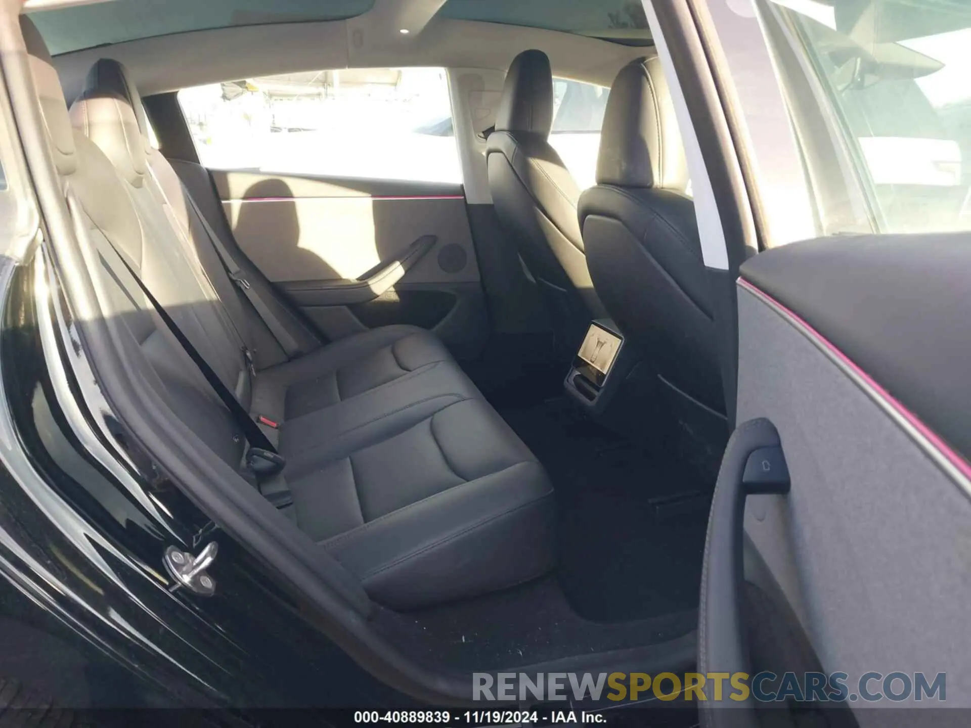 8 Photograph of a damaged car 5YJ3E1EA4RF747945 TESLA MODEL 3 2024