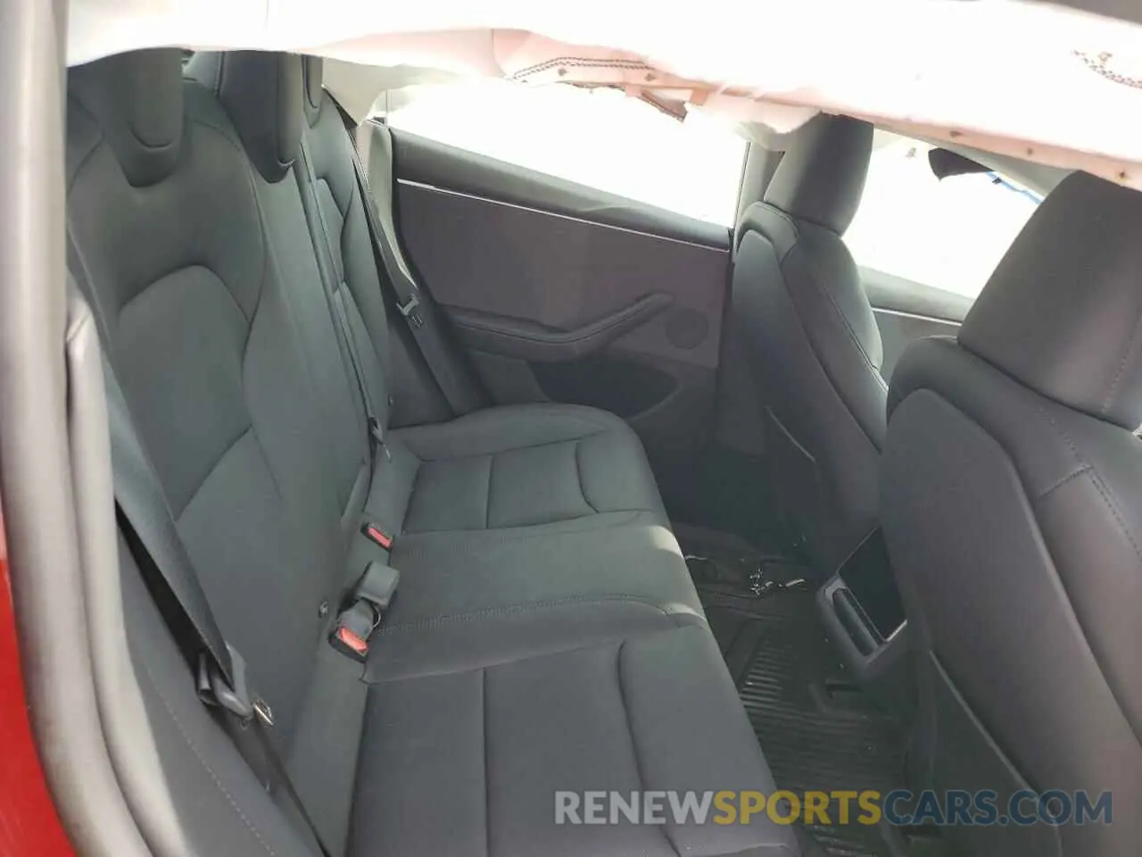 10 Photograph of a damaged car 5YJ3E1EA4RF784705 TESLA MODEL 3 2024