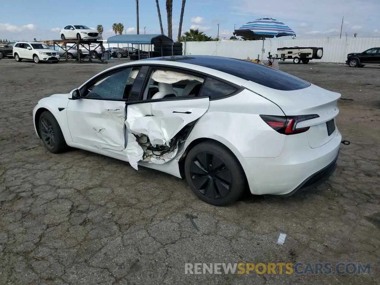 2 Photograph of a damaged car 5YJ3E1EA4RF812230 TESLA MODEL 3 2024