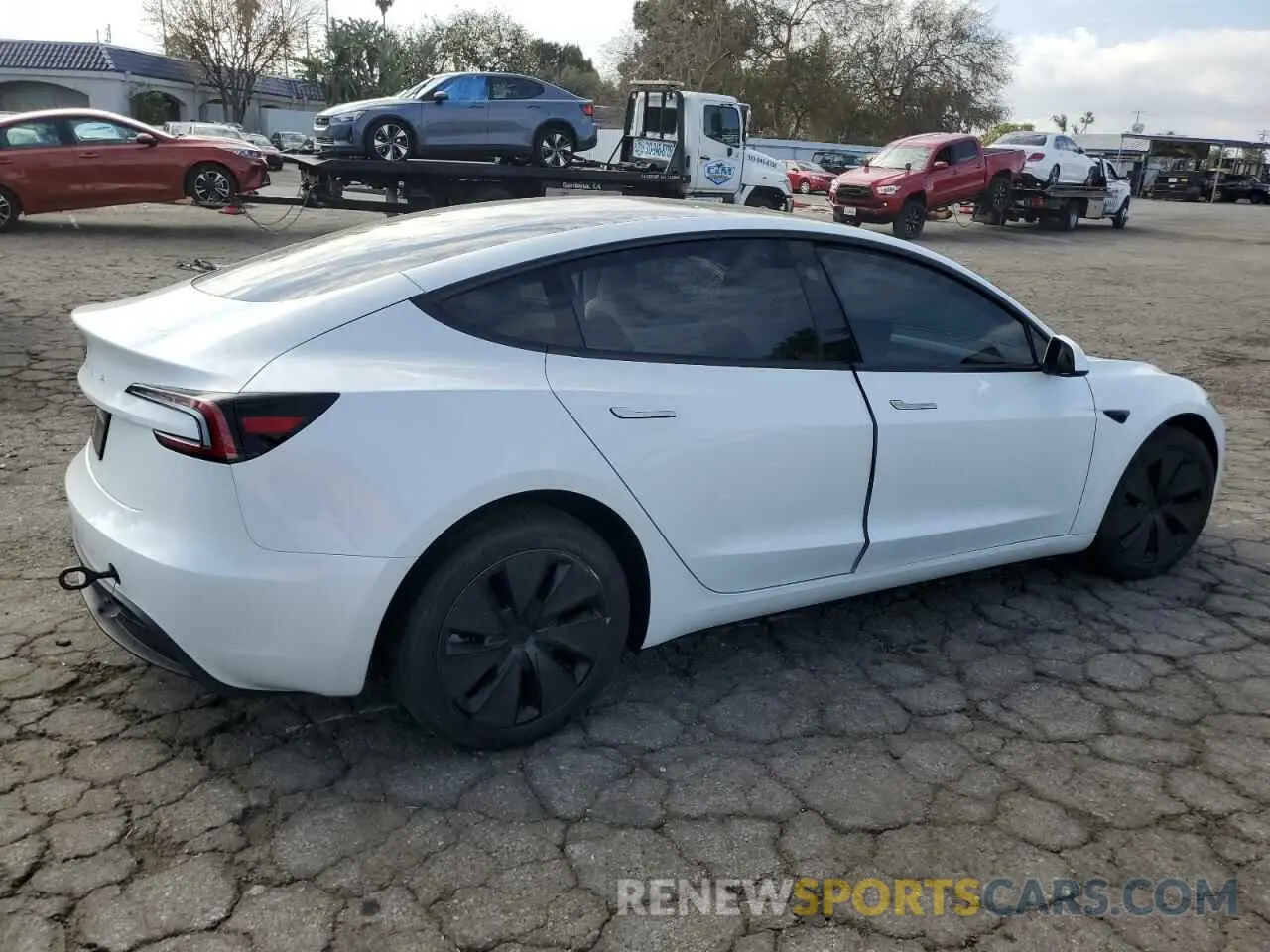 3 Photograph of a damaged car 5YJ3E1EA4RF812230 TESLA MODEL 3 2024