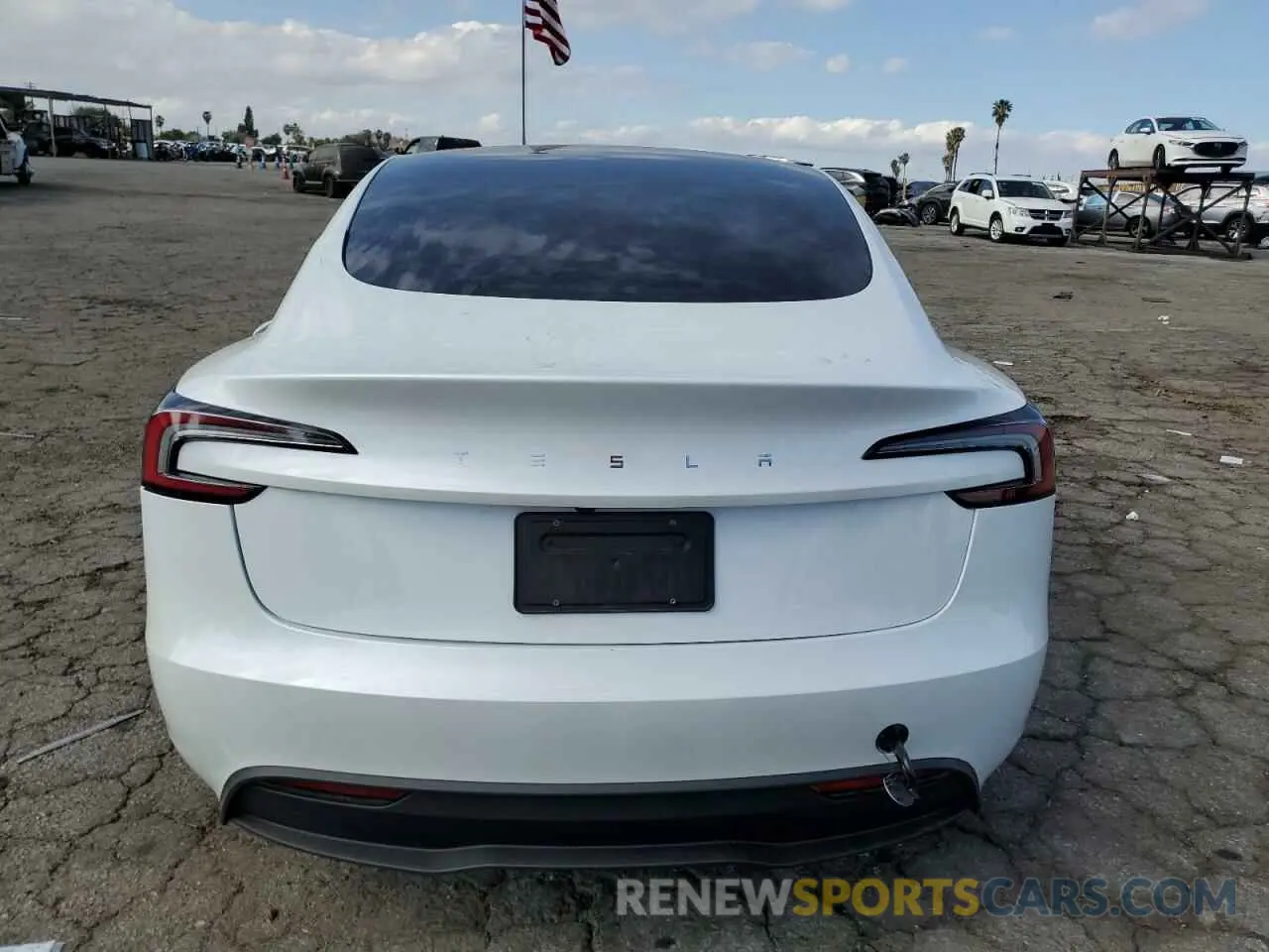 6 Photograph of a damaged car 5YJ3E1EA4RF812230 TESLA MODEL 3 2024