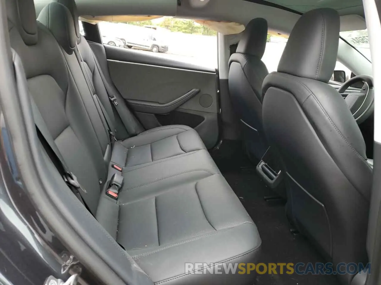 10 Photograph of a damaged car 5YJ3E1EA4RF834504 TESLA MODEL 3 2024
