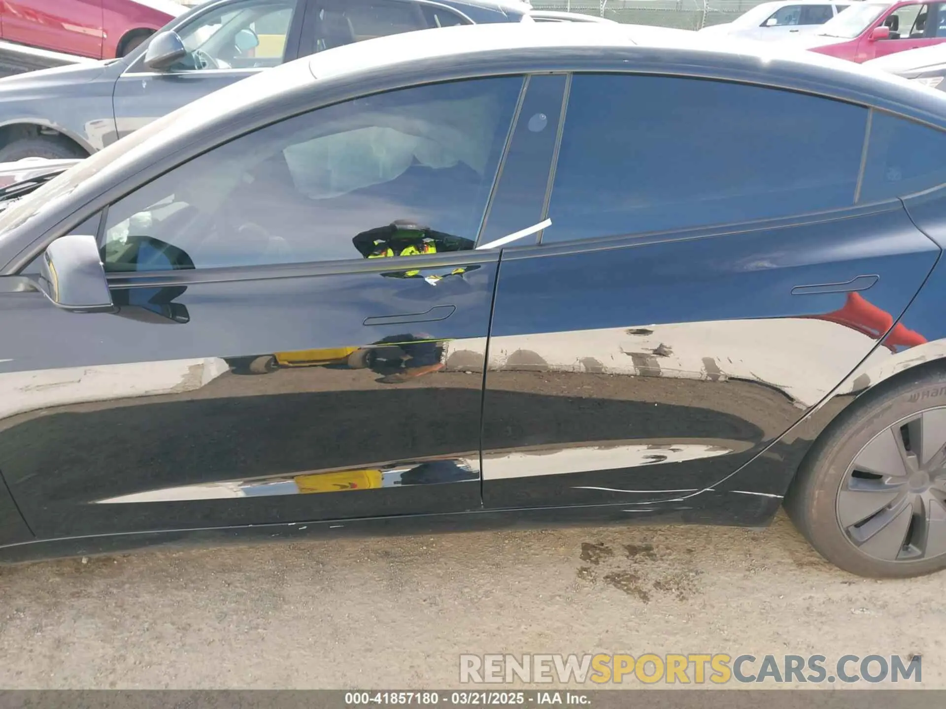 15 Photograph of a damaged car 5YJ3E1EA5RF716946 TESLA MODEL 3 2024