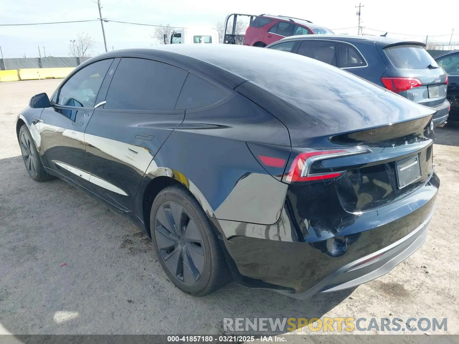 3 Photograph of a damaged car 5YJ3E1EA5RF716946 TESLA MODEL 3 2024