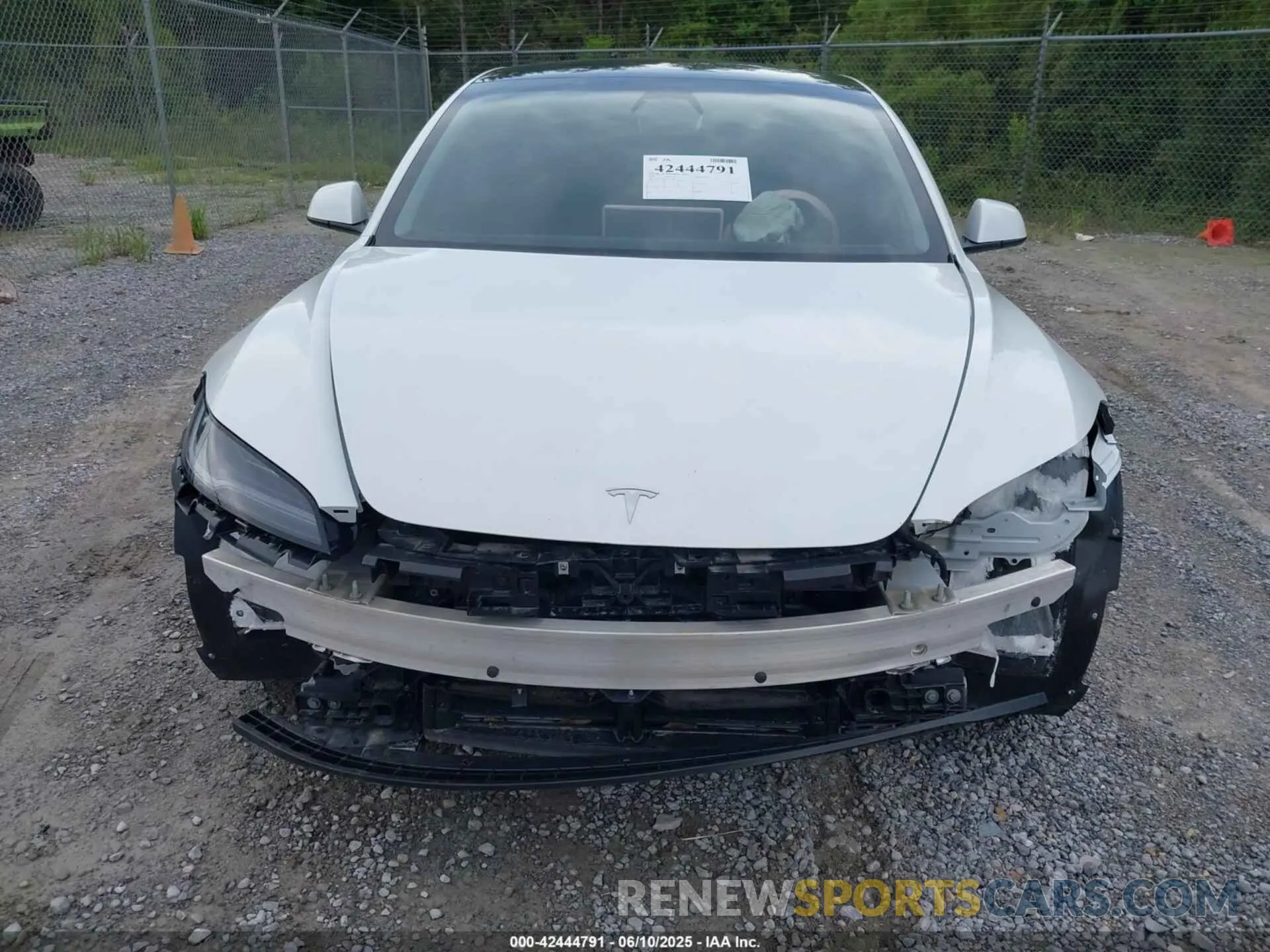 6 Photograph of a damaged car 5YJ3E1EA5RF717613 TESLA MODEL 3 2024
