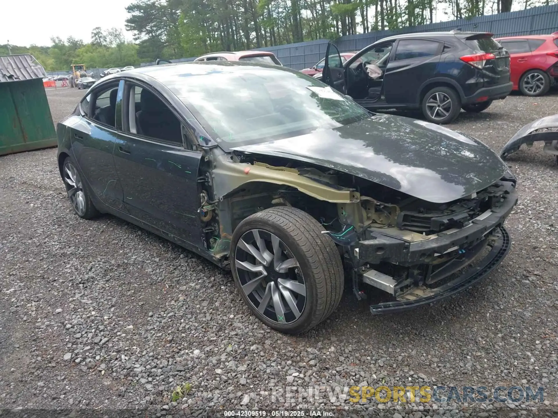 1 Photograph of a damaged car 5YJ3E1EA5RF722519 TESLA MODEL 3 2024