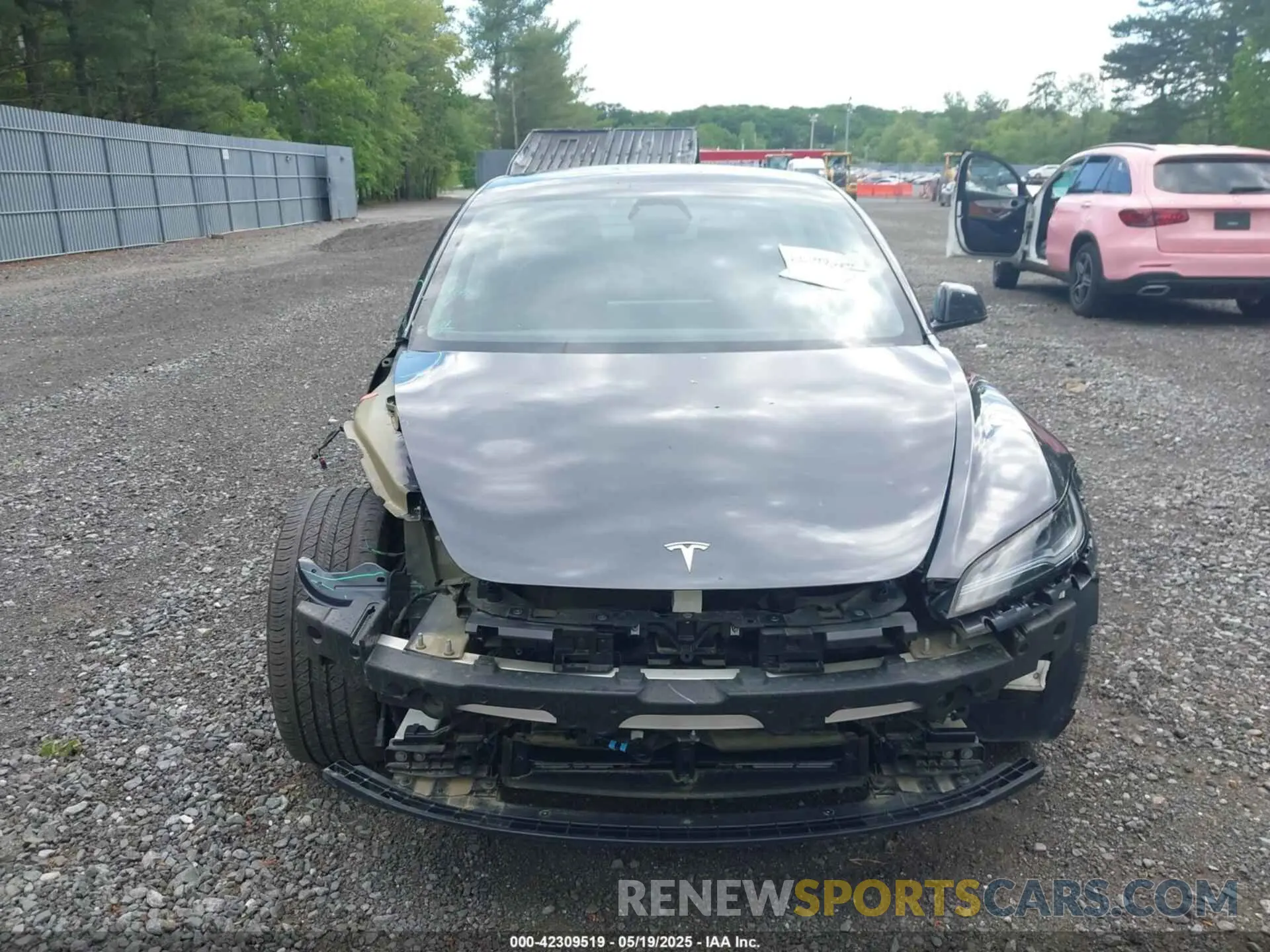 13 Photograph of a damaged car 5YJ3E1EA5RF722519 TESLA MODEL 3 2024