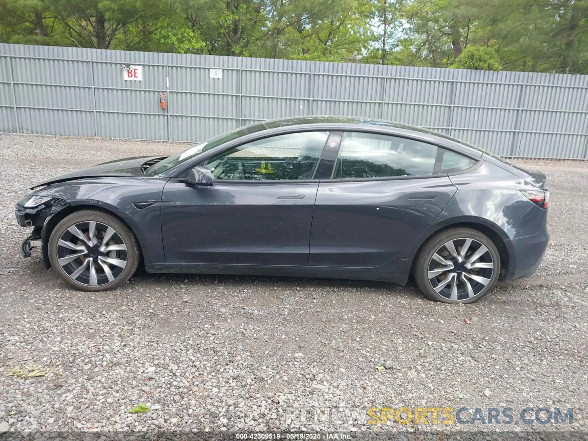 15 Photograph of a damaged car 5YJ3E1EA5RF722519 TESLA MODEL 3 2024