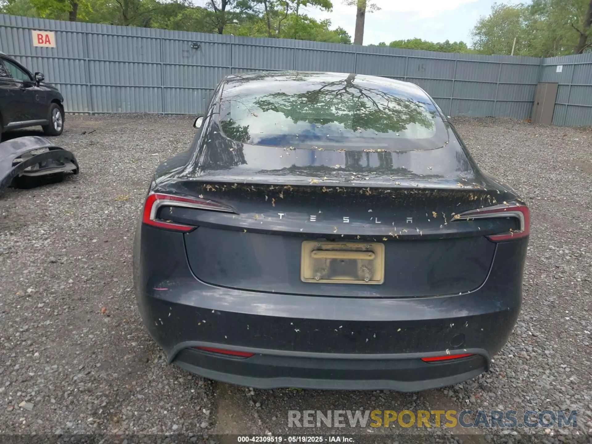 17 Photograph of a damaged car 5YJ3E1EA5RF722519 TESLA MODEL 3 2024