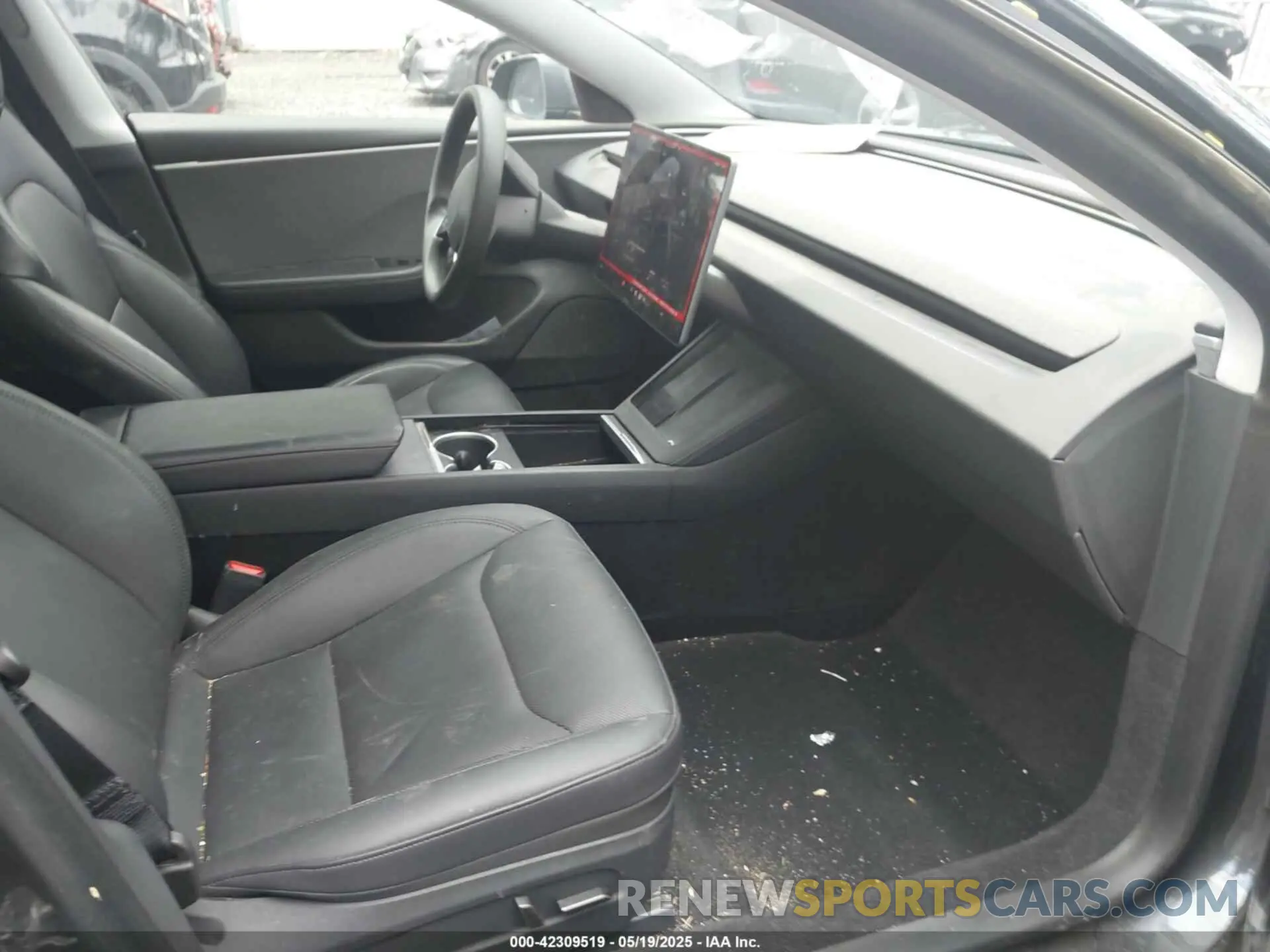 5 Photograph of a damaged car 5YJ3E1EA5RF722519 TESLA MODEL 3 2024