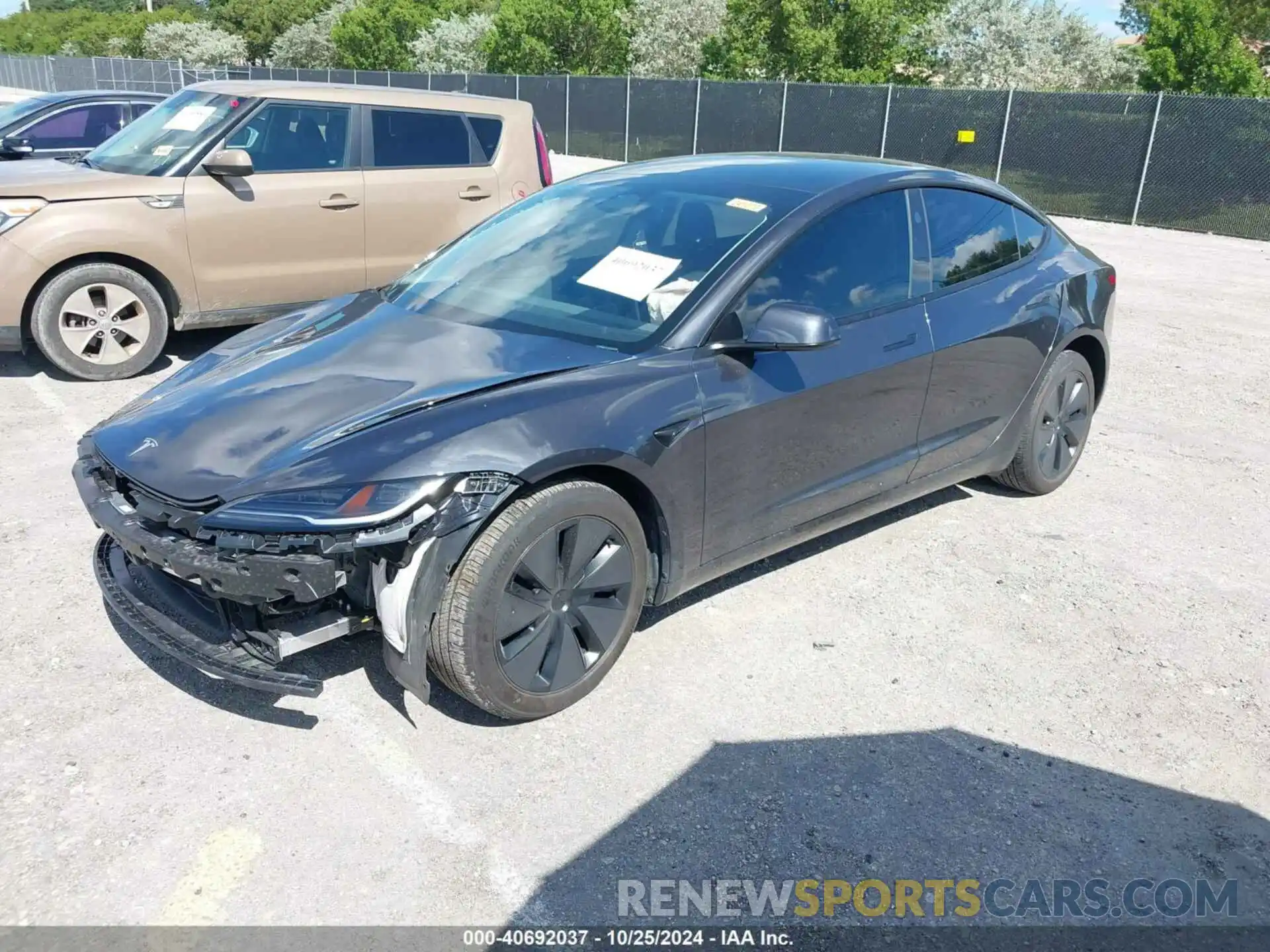 2 Photograph of a damaged car 5YJ3E1EA5RF728692 TESLA MODEL 3 2024