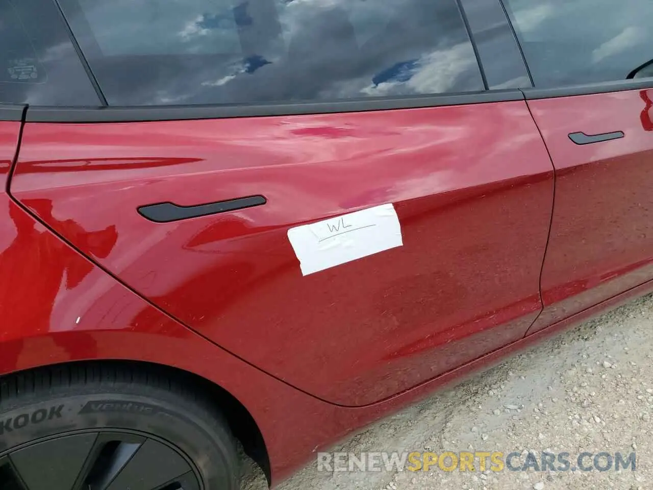 12 Photograph of a damaged car 5YJ3E1EA5RF731494 TESLA MODEL 3 2024