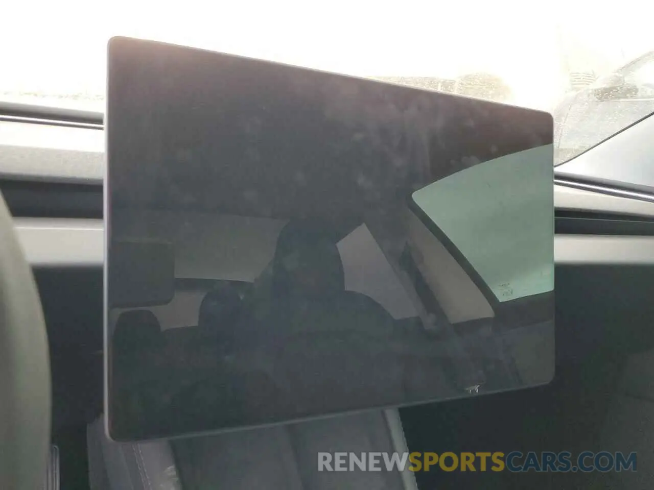 9 Photograph of a damaged car 5YJ3E1EA5RF741944 TESLA MODEL 3 2024