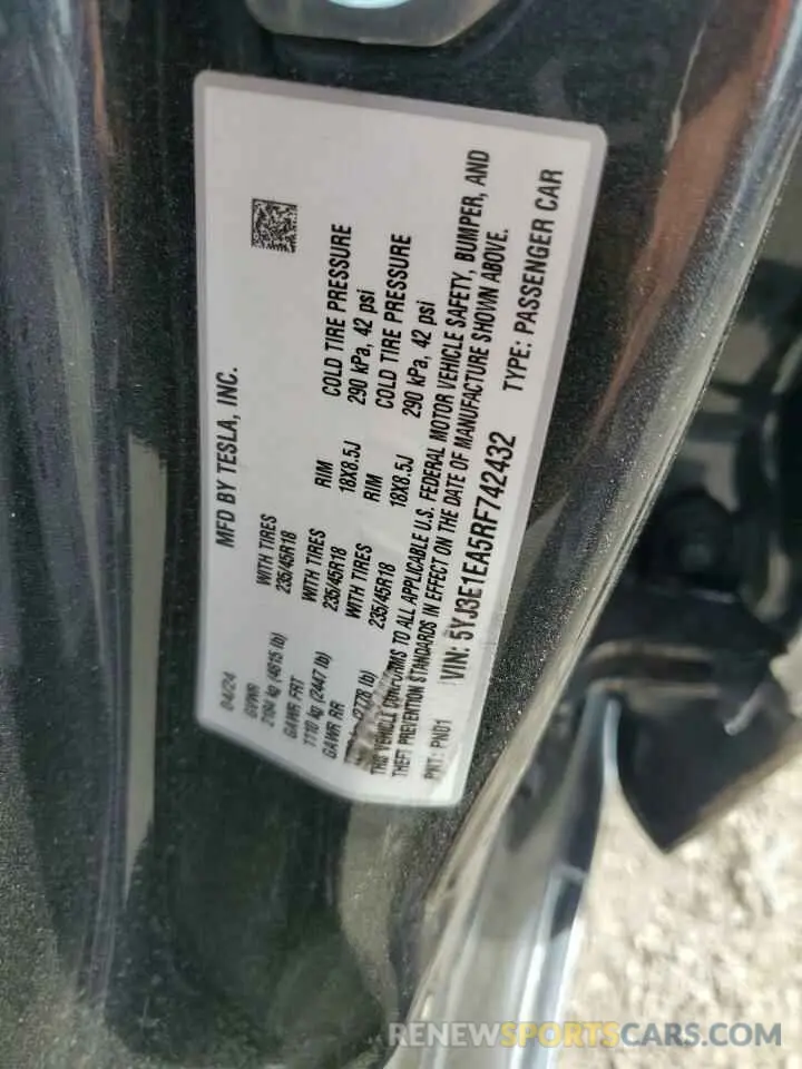 14 Photograph of a damaged car 5YJ3E1EA5RF742432 TESLA MODEL 3 2024