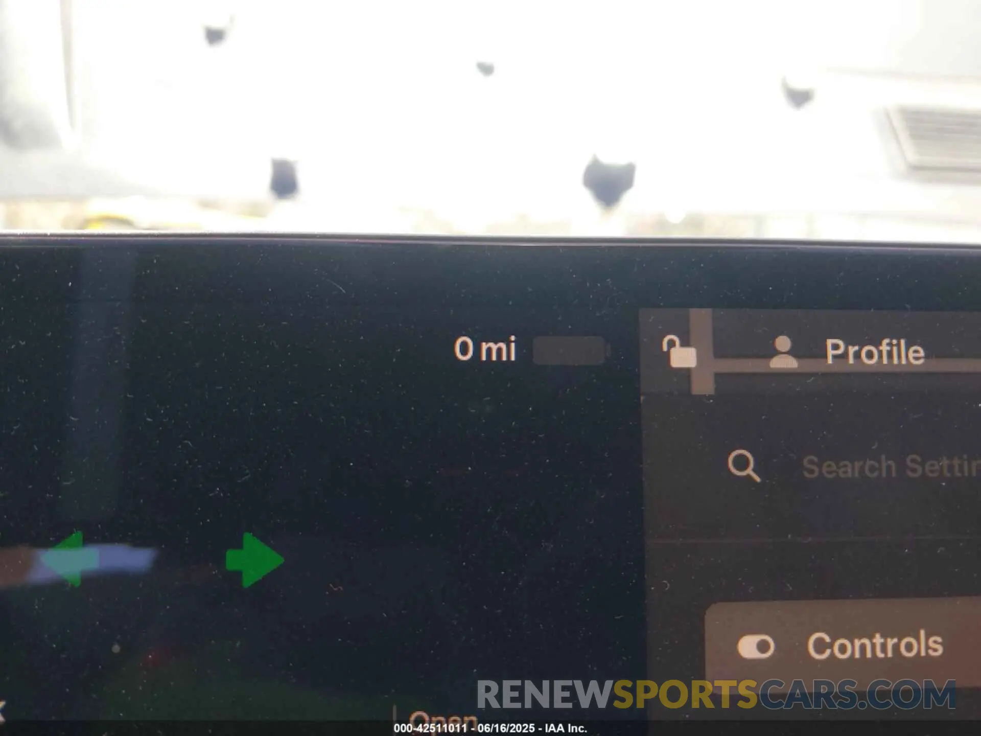 16 Photograph of a damaged car 5YJ3E1EA5RF754824 TESLA MODEL 3 2024