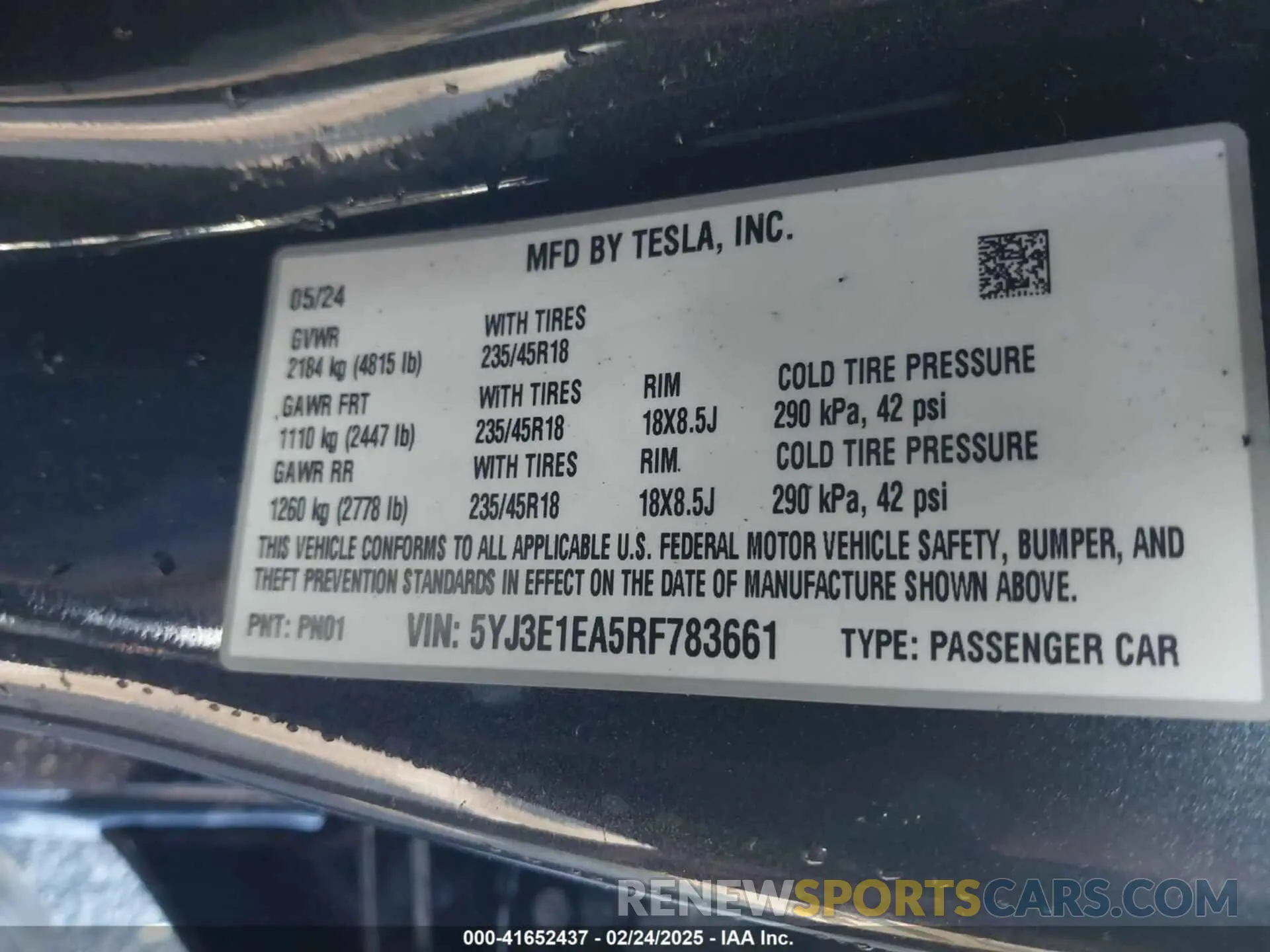 9 Photograph of a damaged car 5YJ3E1EA5RF783661 TESLA MODEL 3 2024