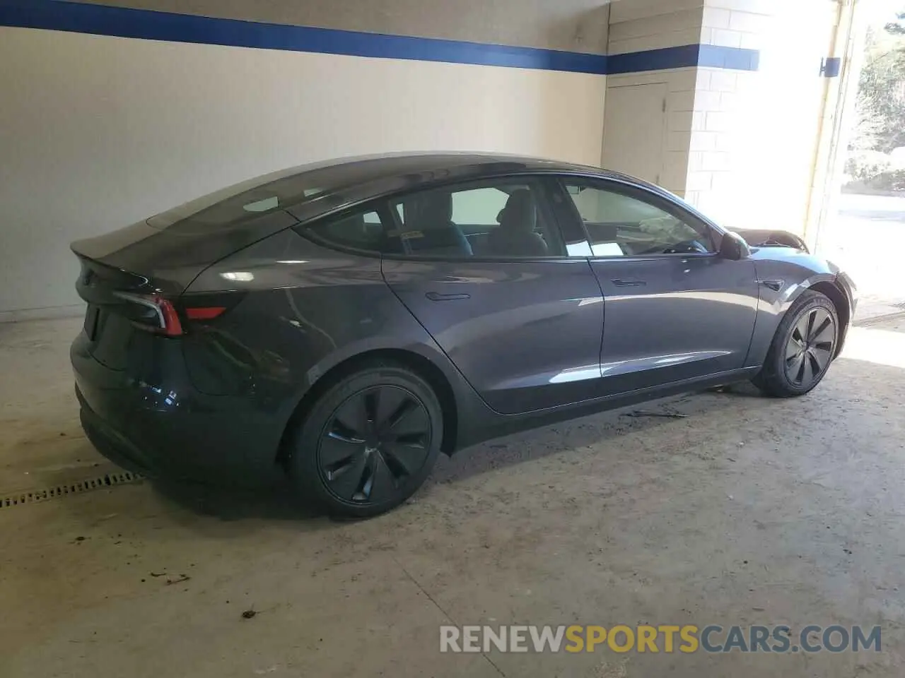 3 Photograph of a damaged car 5YJ3E1EA5RF843020 TESLA MODEL 3 2024