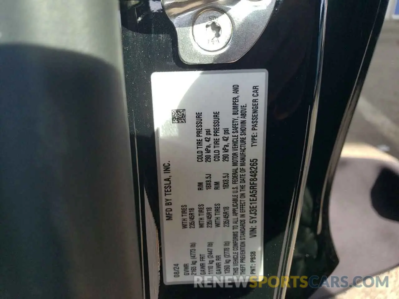 14 Photograph of a damaged car 5YJ3E1EA5RF848265 TESLA MODEL 3 2024