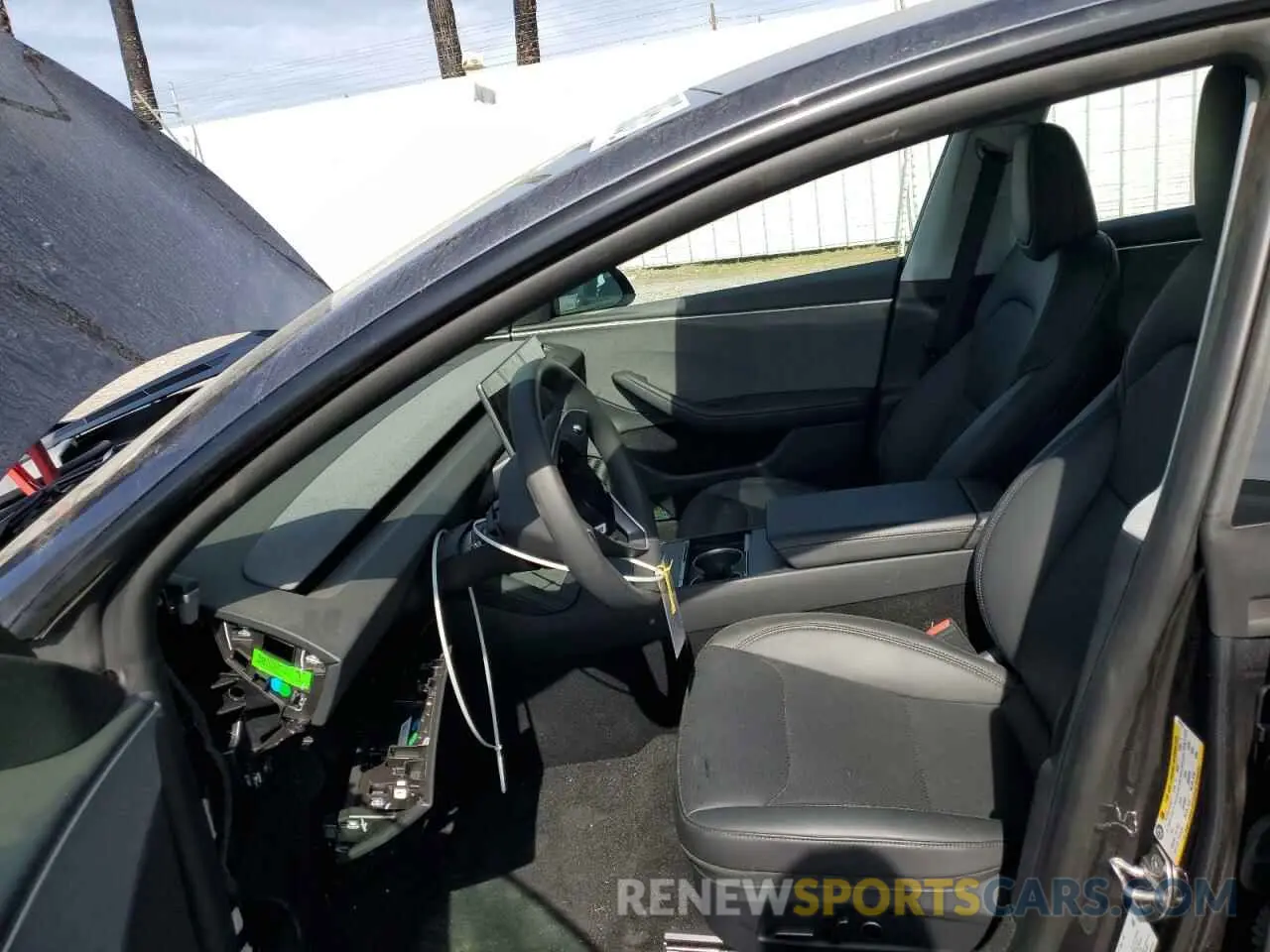 7 Photograph of a damaged car 5YJ3E1EA5RF857757 TESLA MODEL 3 2024