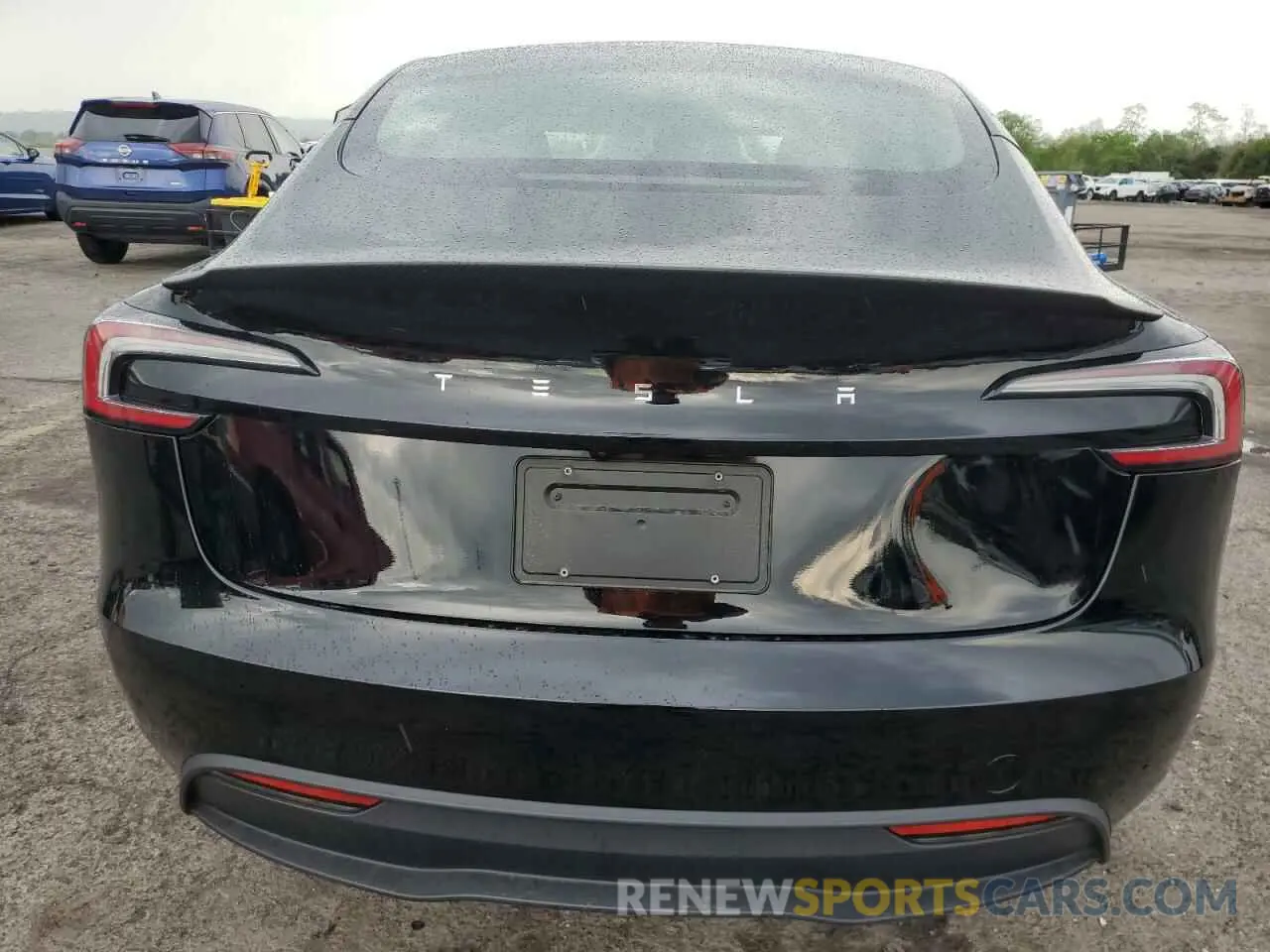 6 Photograph of a damaged car 5YJ3E1EA5RF860464 TESLA MODEL 3 2024