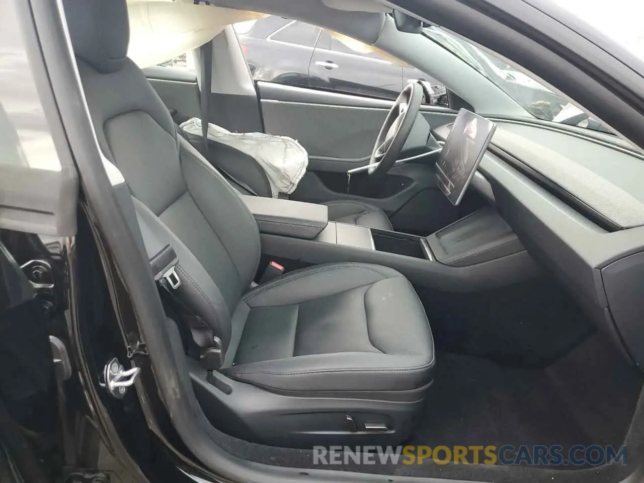 7 Photograph of a damaged car 5YJ3E1EA5RF860464 TESLA MODEL 3 2024