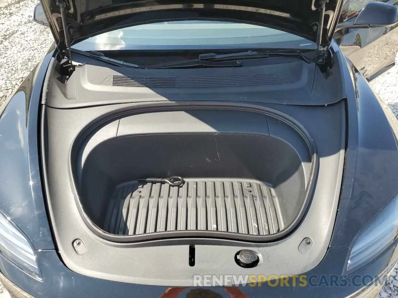 11 Photograph of a damaged car 5YJ3E1EA6RF718348 TESLA MODEL 3 2024
