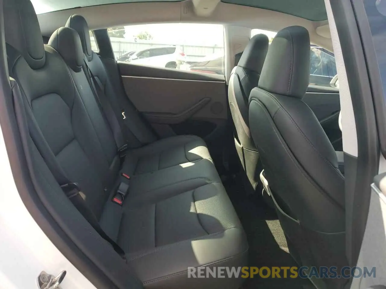 10 Photograph of a damaged car 5YJ3E1EA6RF721685 TESLA MODEL 3 2024