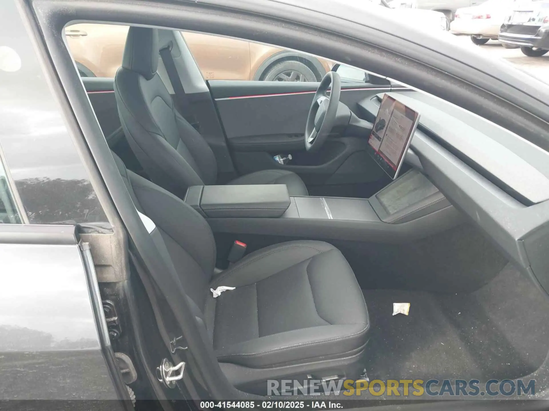 5 Photograph of a damaged car 5YJ3E1EA6RF726515 TESLA MODEL 3 2024