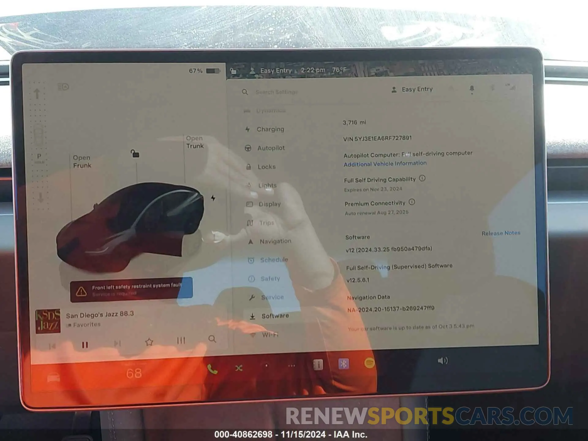 18 Photograph of a damaged car 5YJ3E1EA6RF727891 TESLA MODEL 3 2024