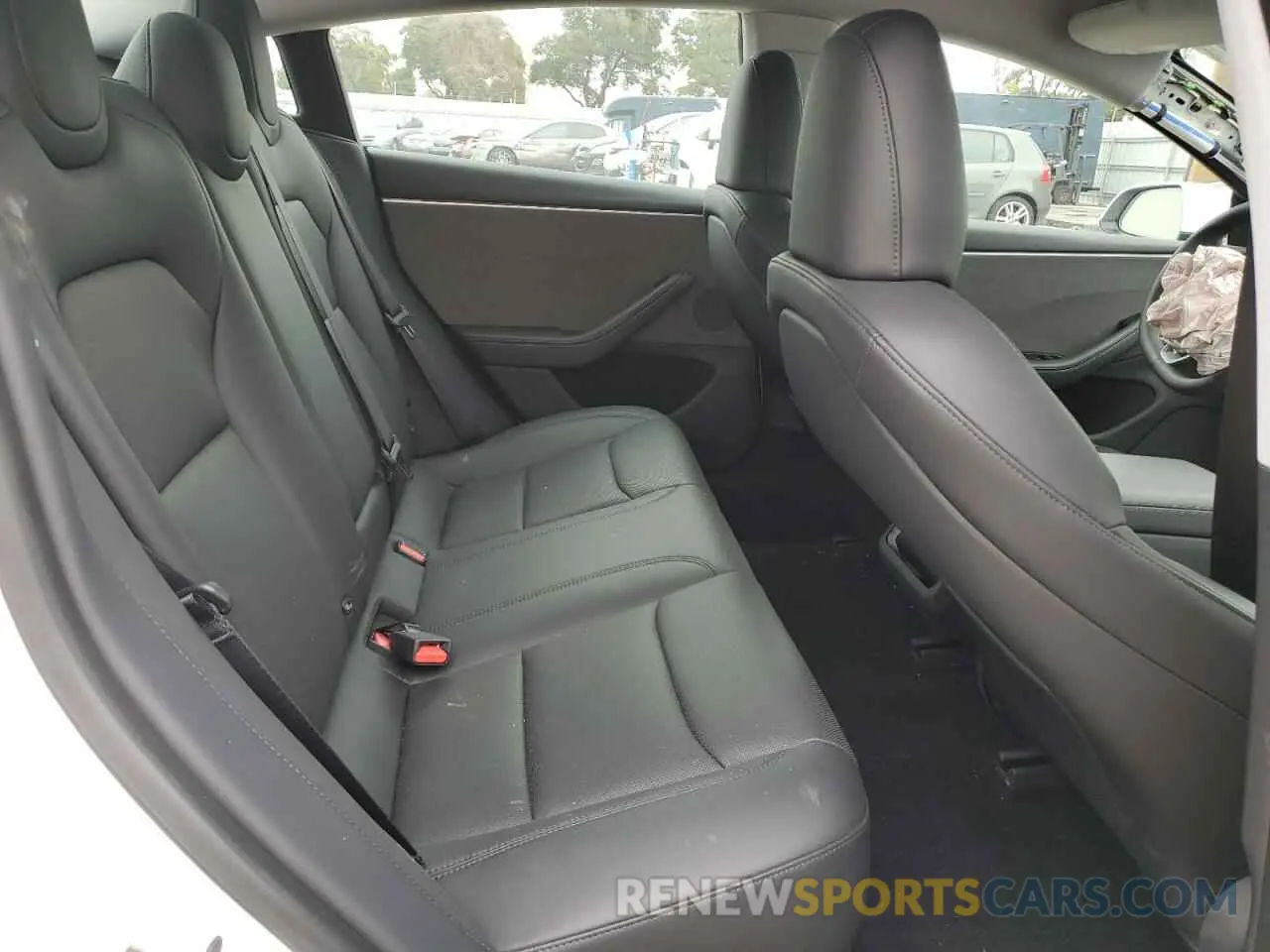 11 Photograph of a damaged car 5YJ3E1EA6RF728300 TESLA MODEL 3 2024