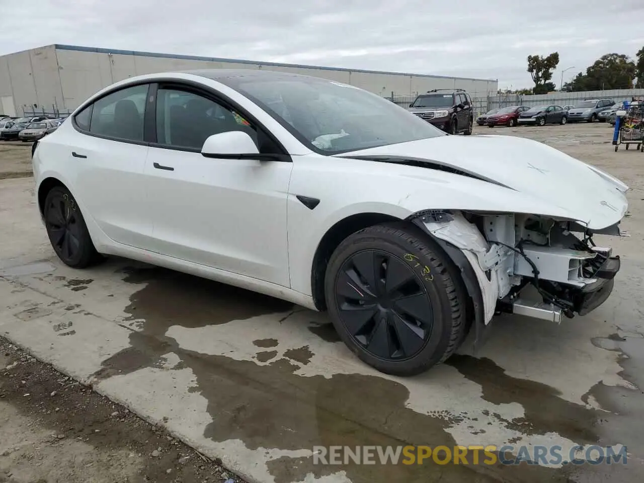 4 Photograph of a damaged car 5YJ3E1EA6RF728300 TESLA MODEL 3 2024