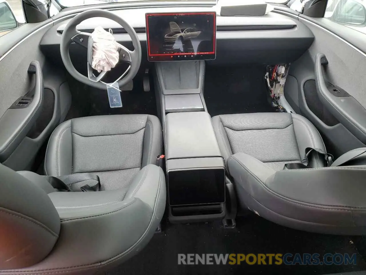 8 Photograph of a damaged car 5YJ3E1EA6RF728300 TESLA MODEL 3 2024
