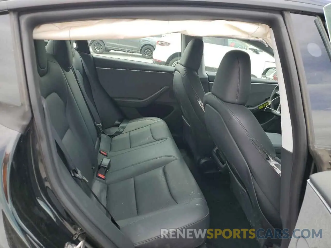 10 Photograph of a damaged car 5YJ3E1EA6RF739698 TESLA MODEL 3 2024
