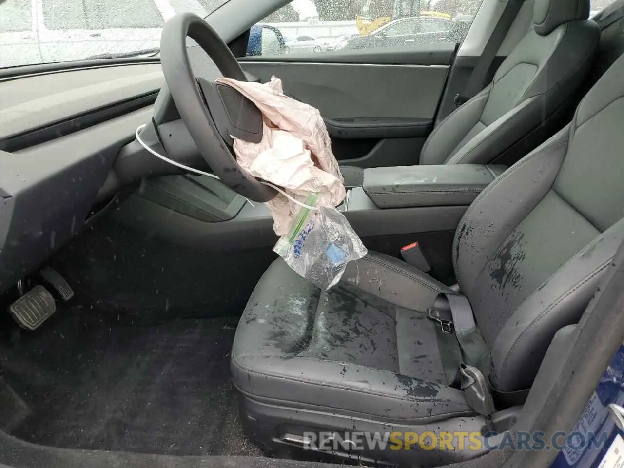 7 Photograph of a damaged car 5YJ3E1EA6RF739880 TESLA MODEL 3 2024