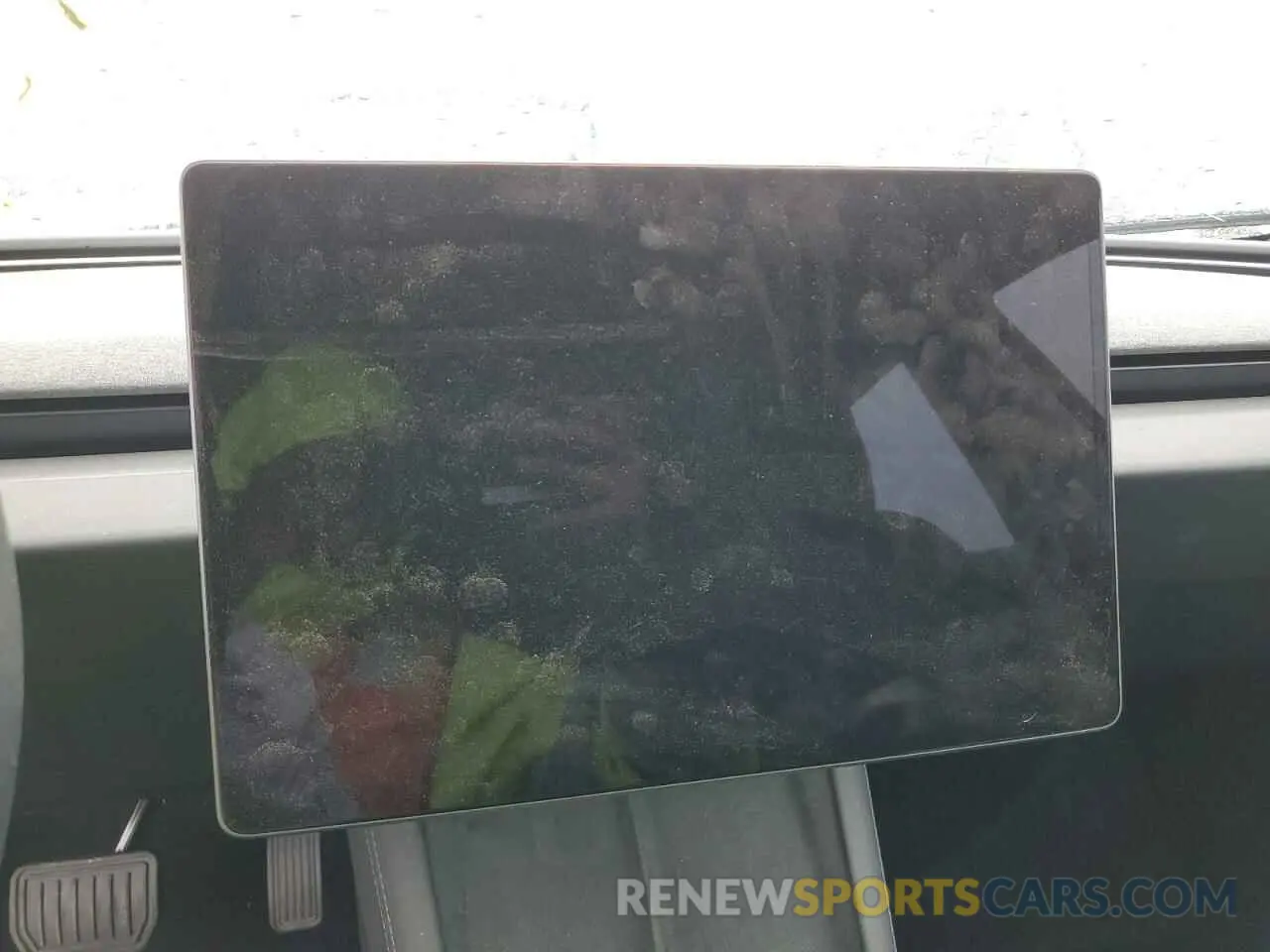 9 Photograph of a damaged car 5YJ3E1EA6RF739880 TESLA MODEL 3 2024