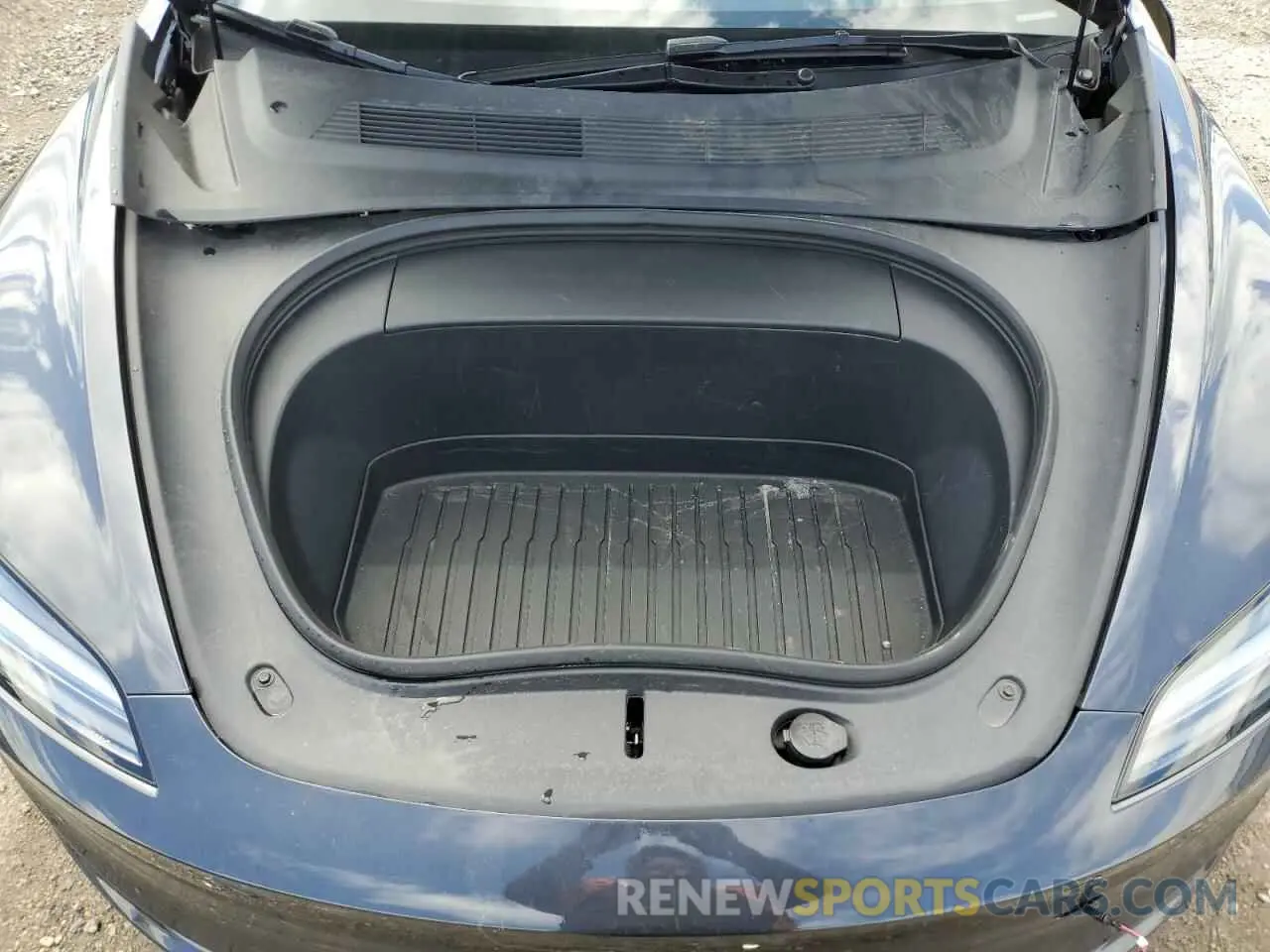 11 Photograph of a damaged car 5YJ3E1EA6RF750085 TESLA MODEL 3 2024