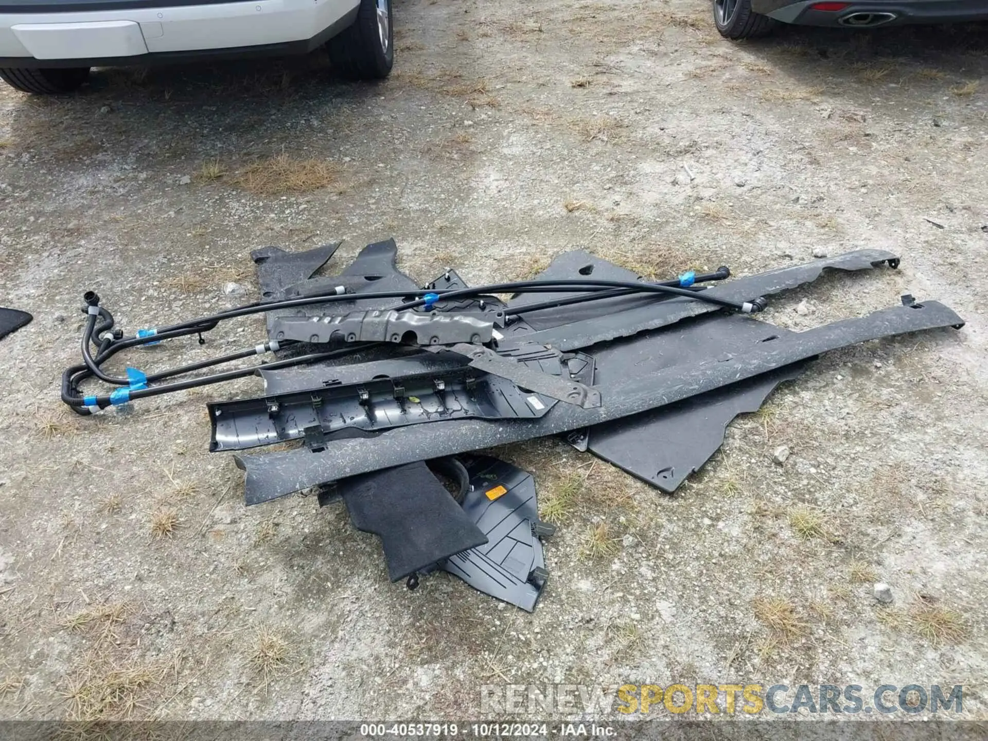 11 Photograph of a damaged car 5YJ3E1EA6RF751009 TESLA MODEL 3 2024