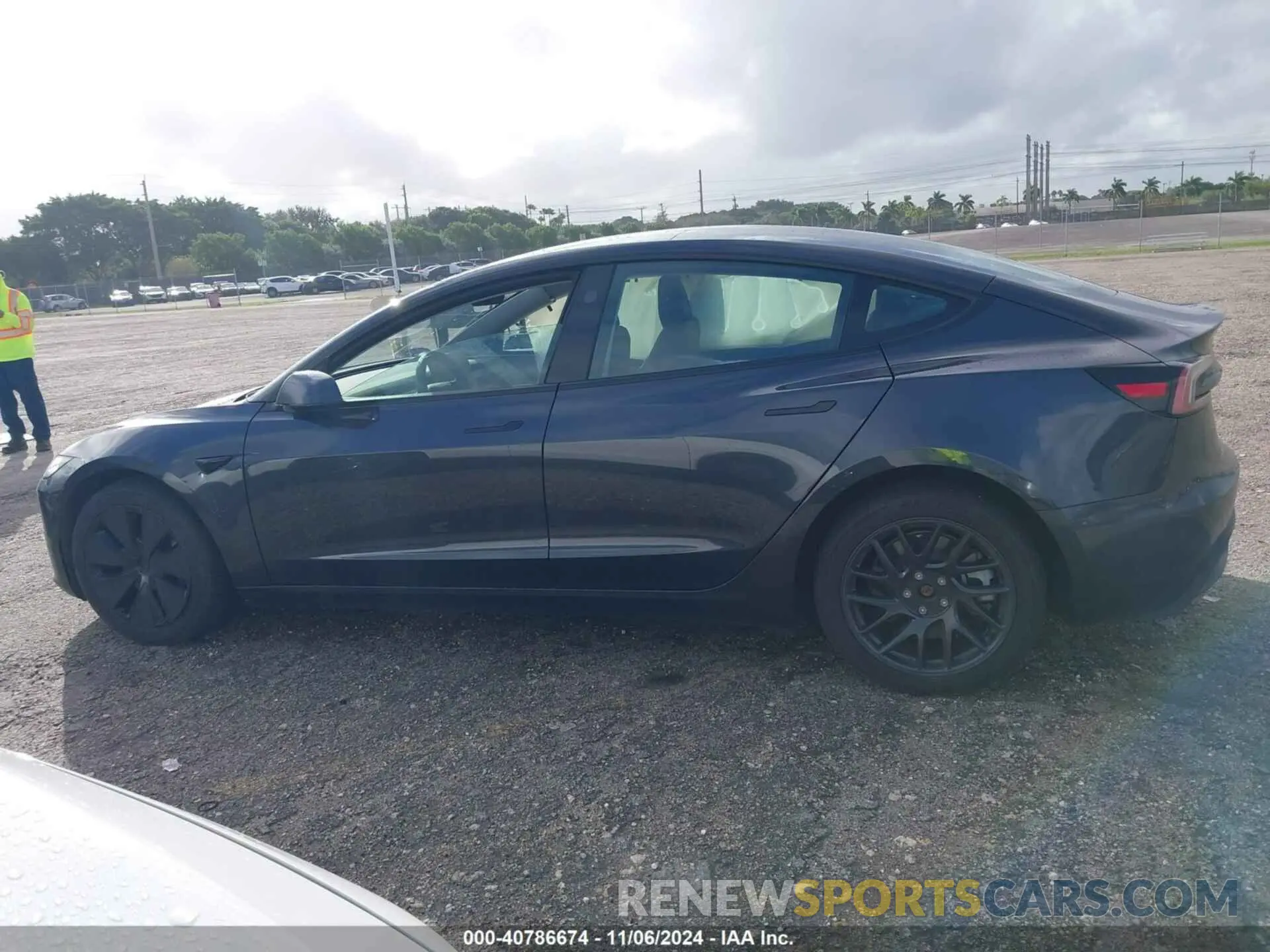 13 Photograph of a damaged car 5YJ3E1EA6RF756503 TESLA MODEL 3 2024