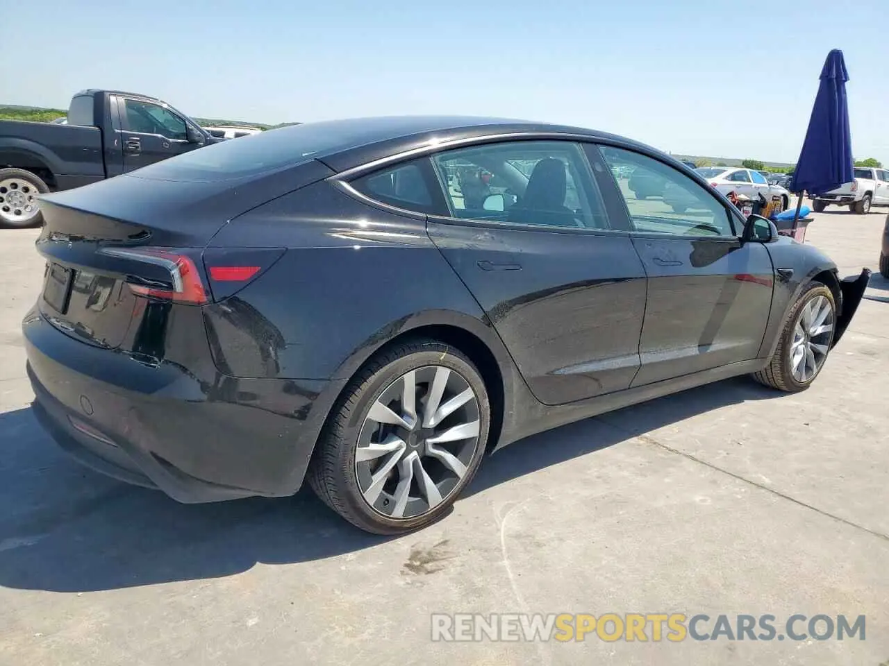 3 Photograph of a damaged car 5YJ3E1EA6RF761197 TESLA MODEL 3 2024