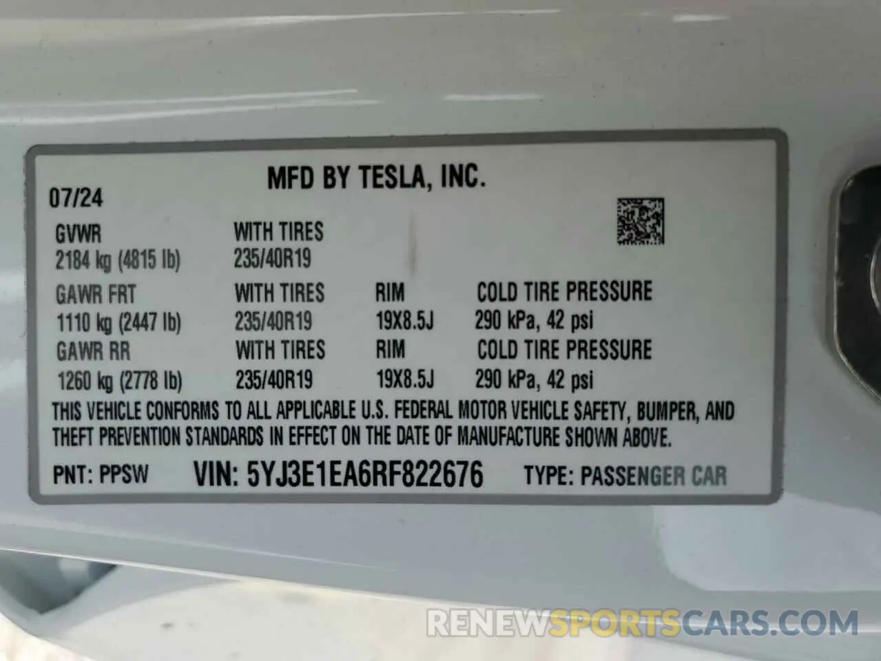 12 Photograph of a damaged car 5YJ3E1EA6RF822676 TESLA MODEL 3 2024