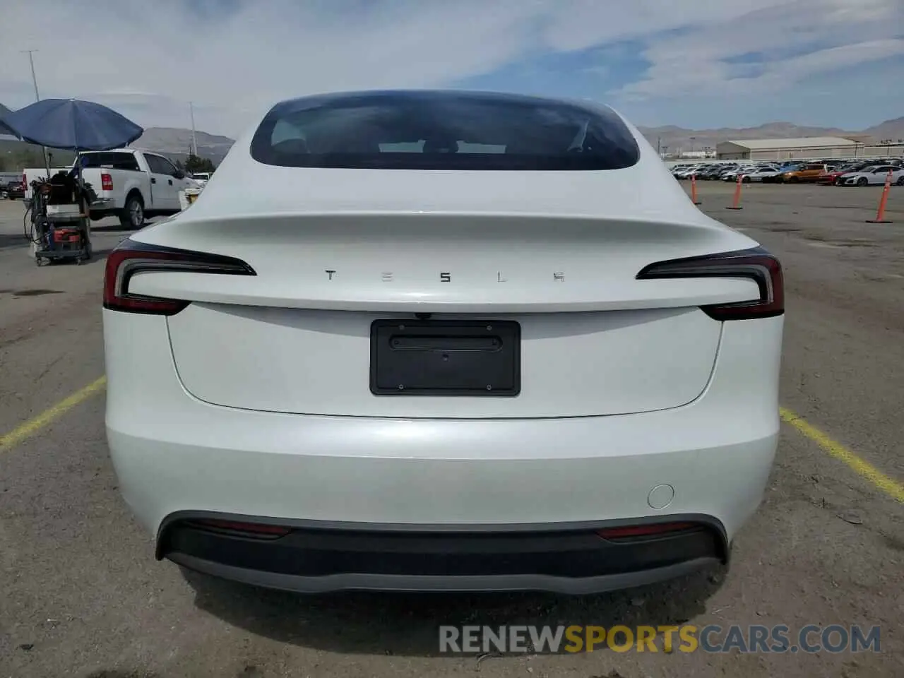 6 Photograph of a damaged car 5YJ3E1EA6RF822676 TESLA MODEL 3 2024
