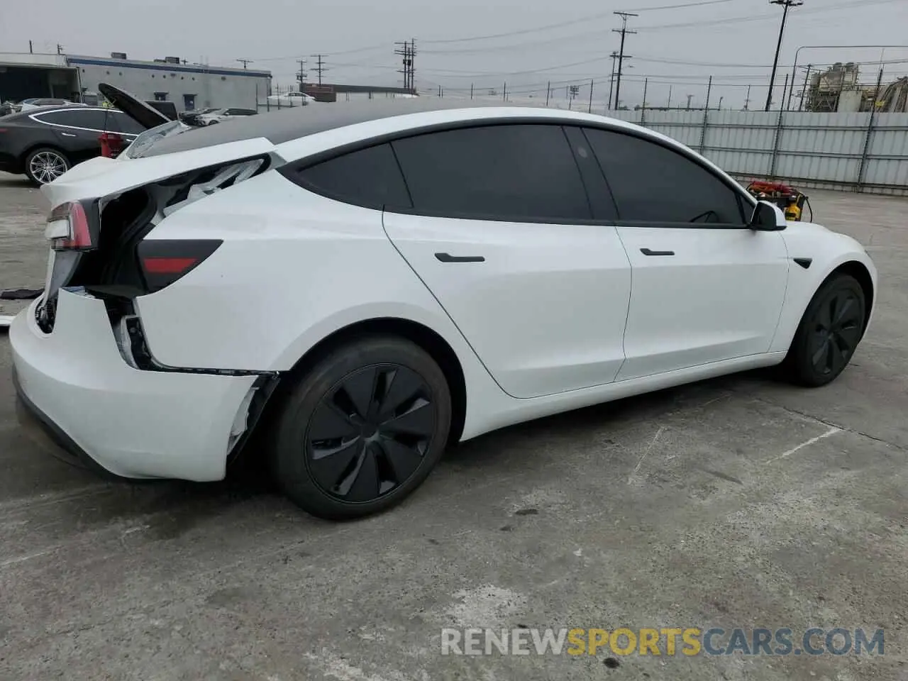 3 Photograph of a damaged car 5YJ3E1EA6RF824332 TESLA MODEL 3 2024